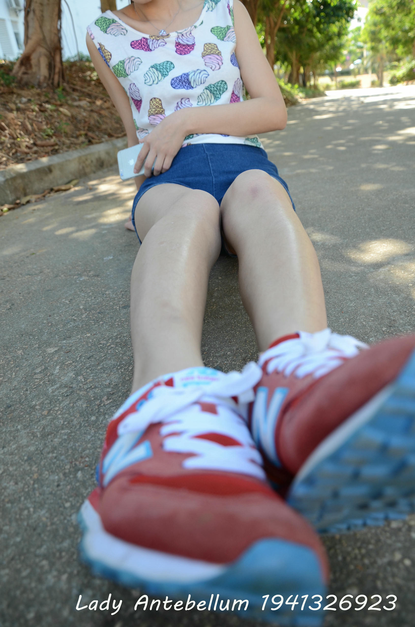 [战前女神] 恋足美腿棉袜女神级摄影套图 100 [60P-95MB]_第1集