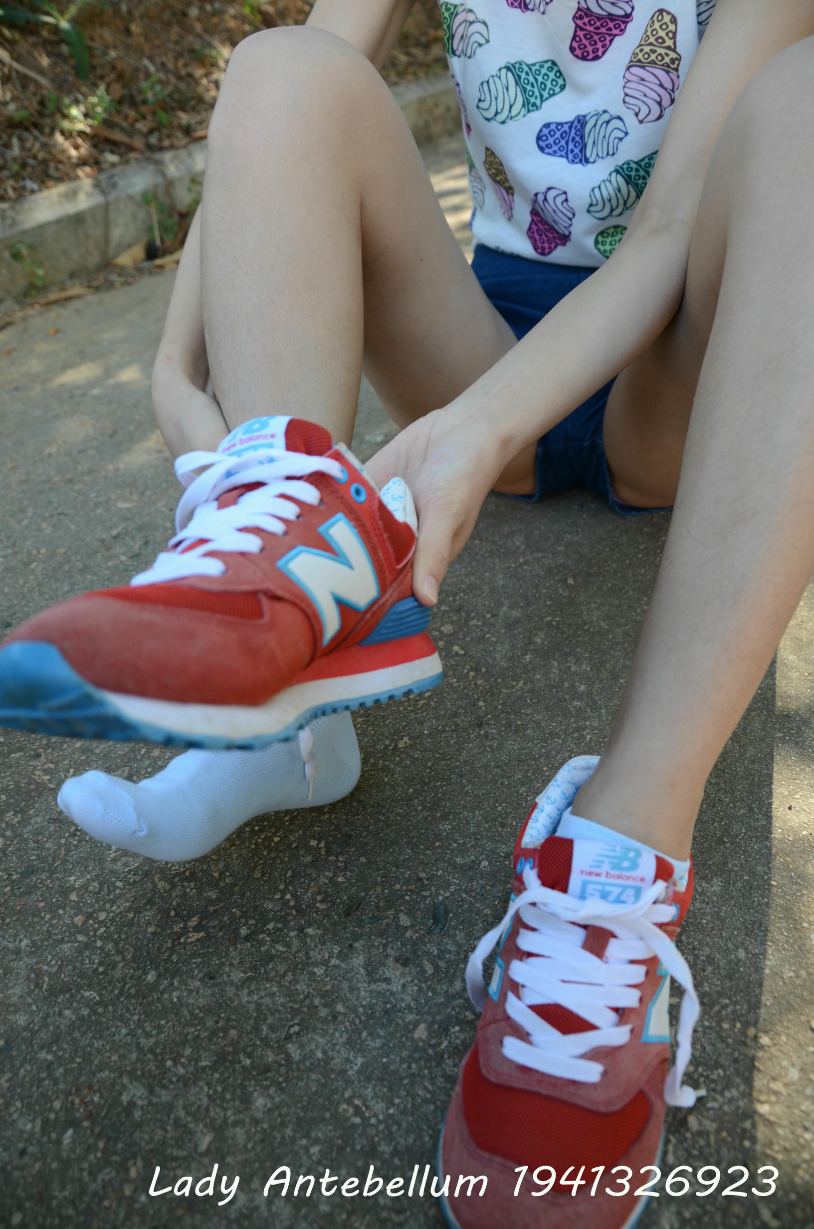 [战前女神] 恋足美腿棉袜女神级摄影套图 100 [60P-95MB]_第2集