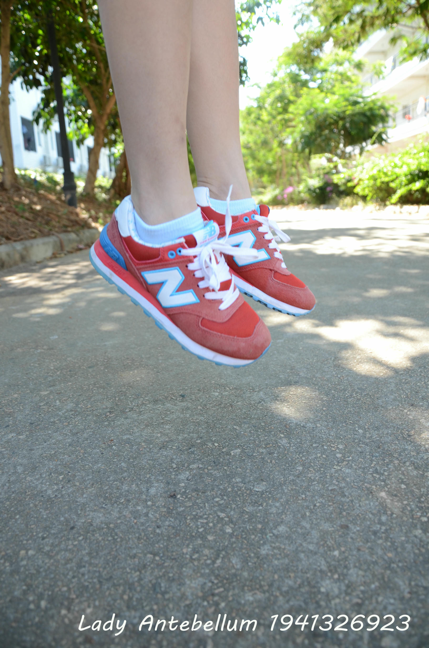 [战前女神] 恋足美腿棉袜女神级摄影套图 100 [60P-95MB]_第1集