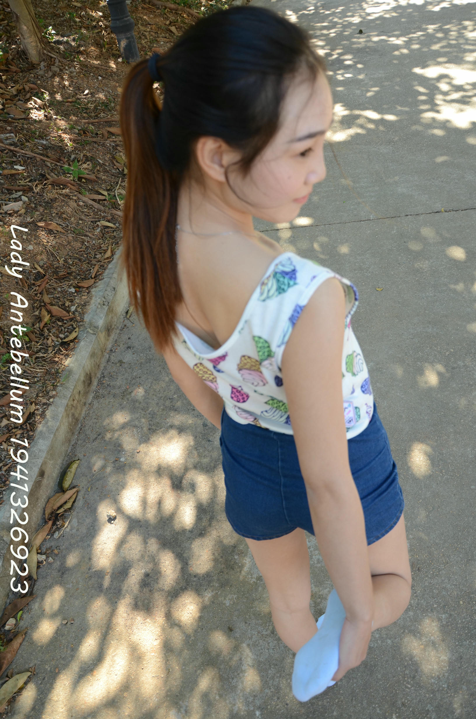 [战前女神] 恋足美腿棉袜女神级摄影套图 100 [60P-95MB]_第3集