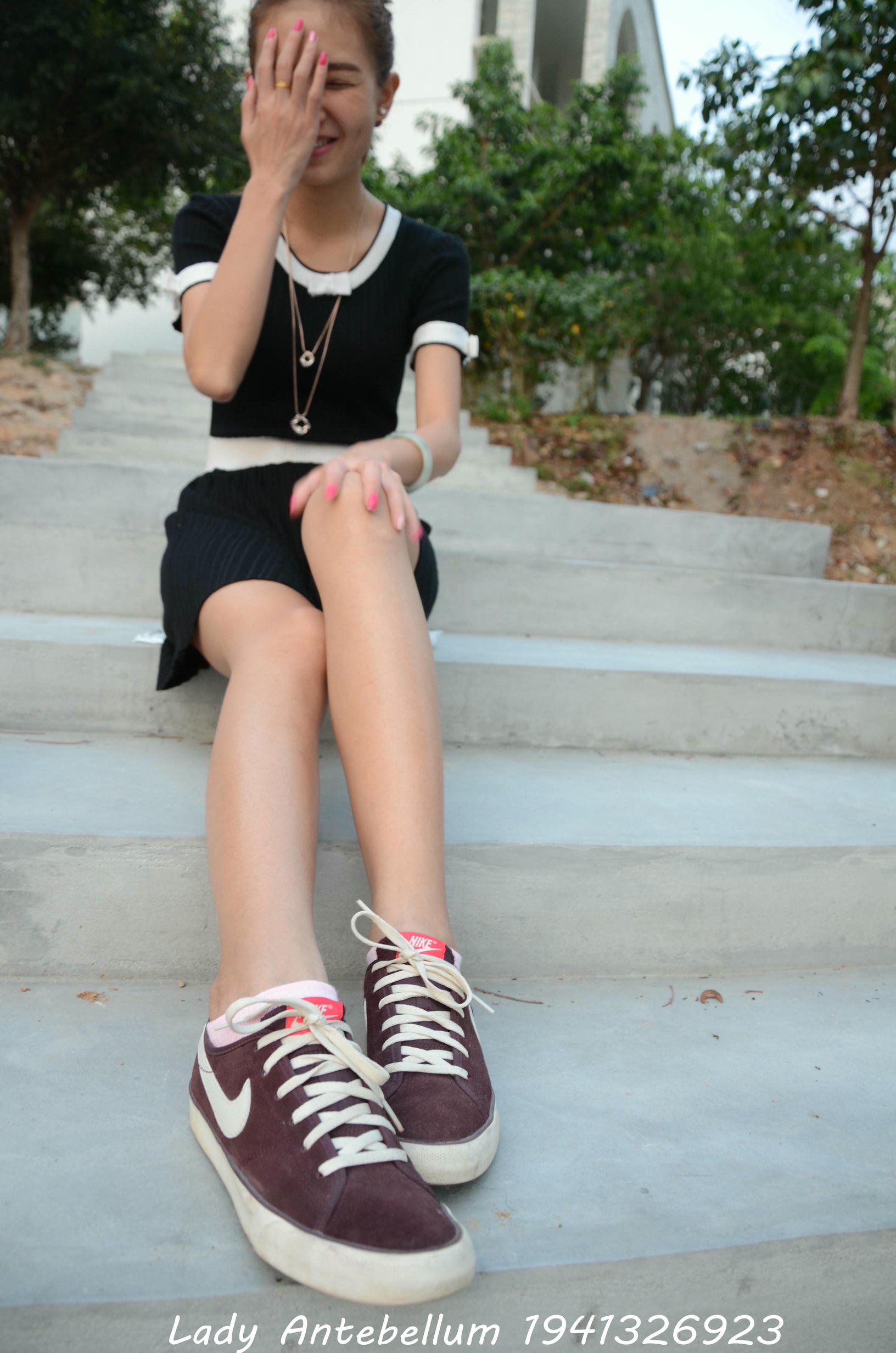 [战前女神] 恋足美腿棉袜女神级摄影套图 101 [128P-145MB]_第1集