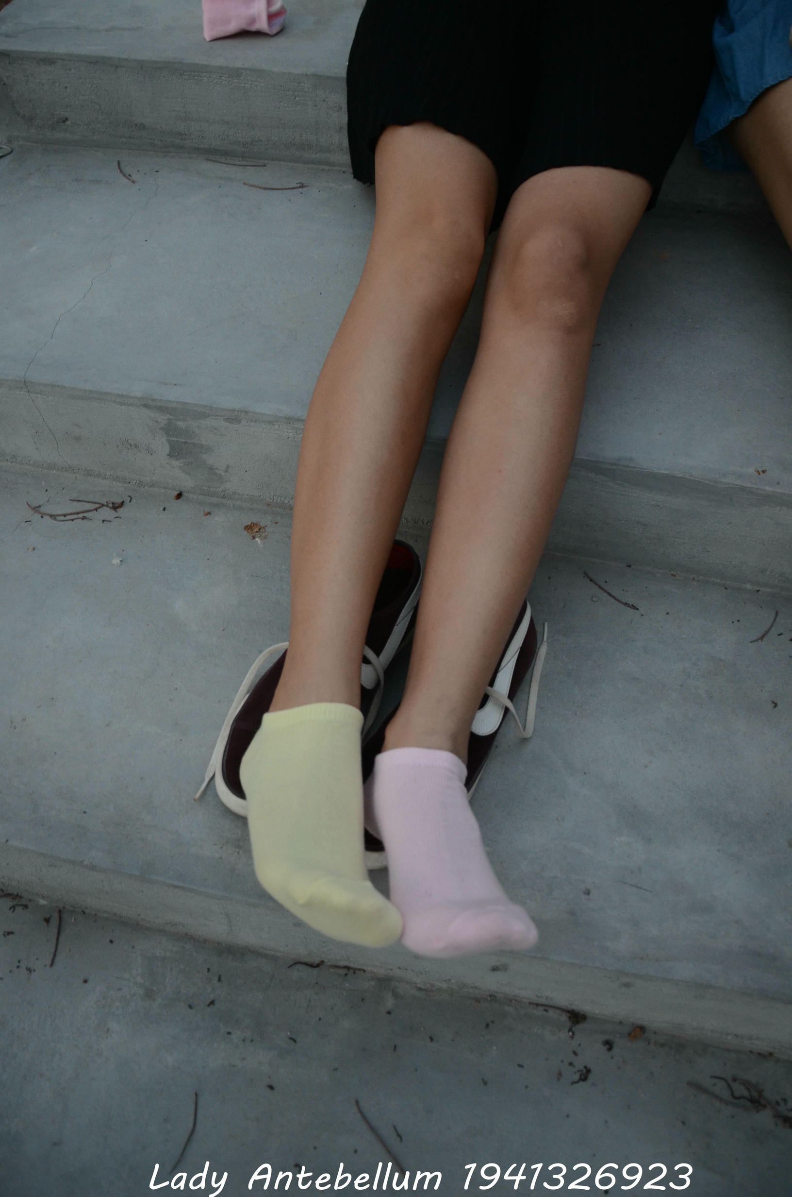 [战前女神] 恋足美腿棉袜女神级摄影套图 101 [128P-145MB]_第6集