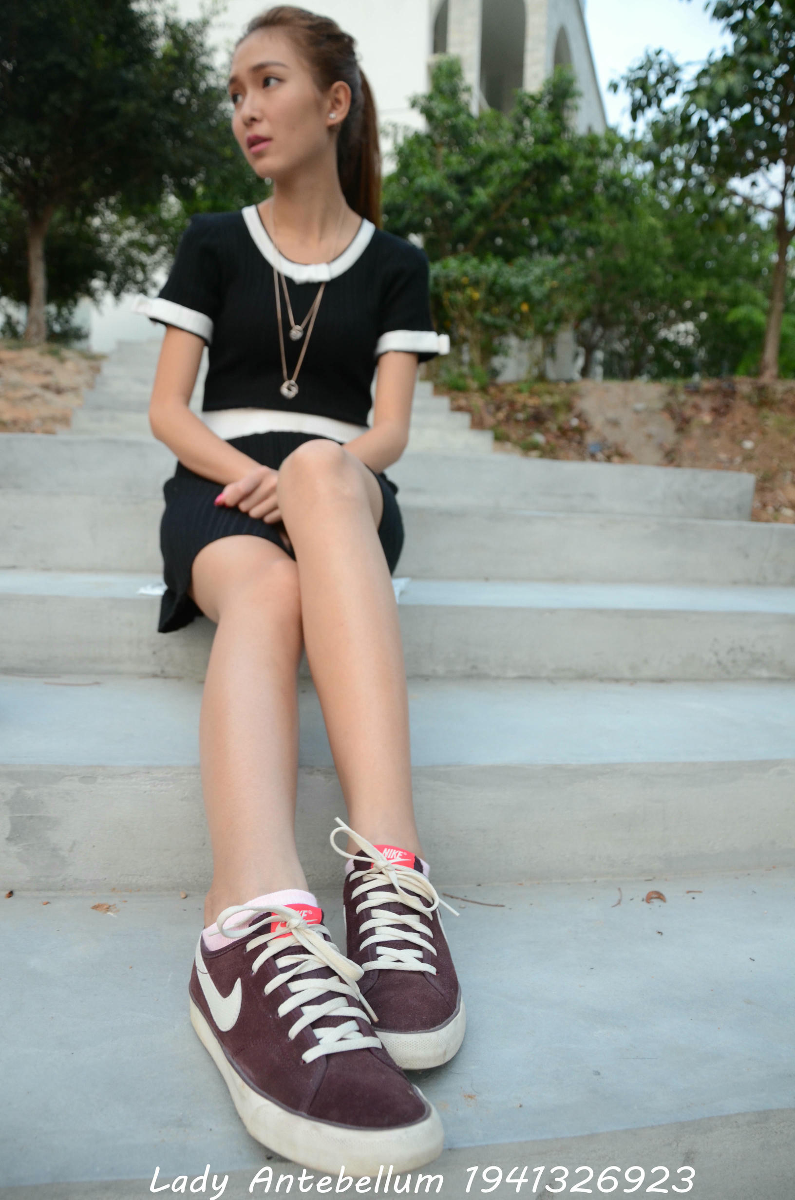 [战前女神] 恋足美腿棉袜女神级摄影套图 101 [128P-145MB]_第1集