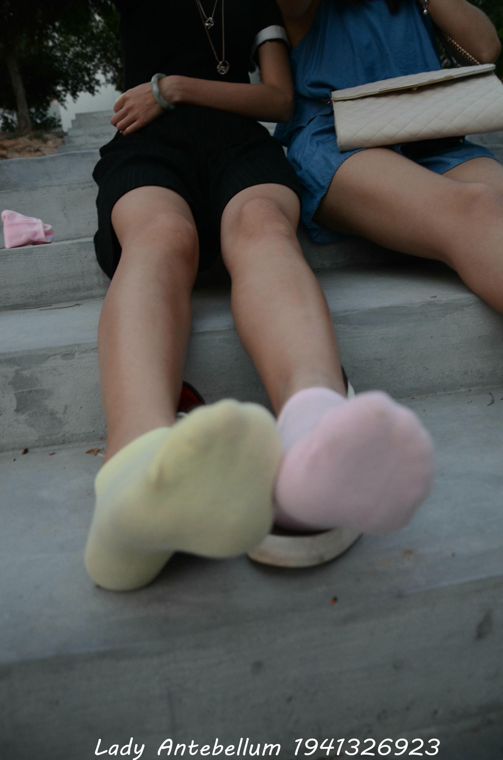 [战前女神] 恋足美腿棉袜女神级摄影套图 101 [128P-145MB]_第6集