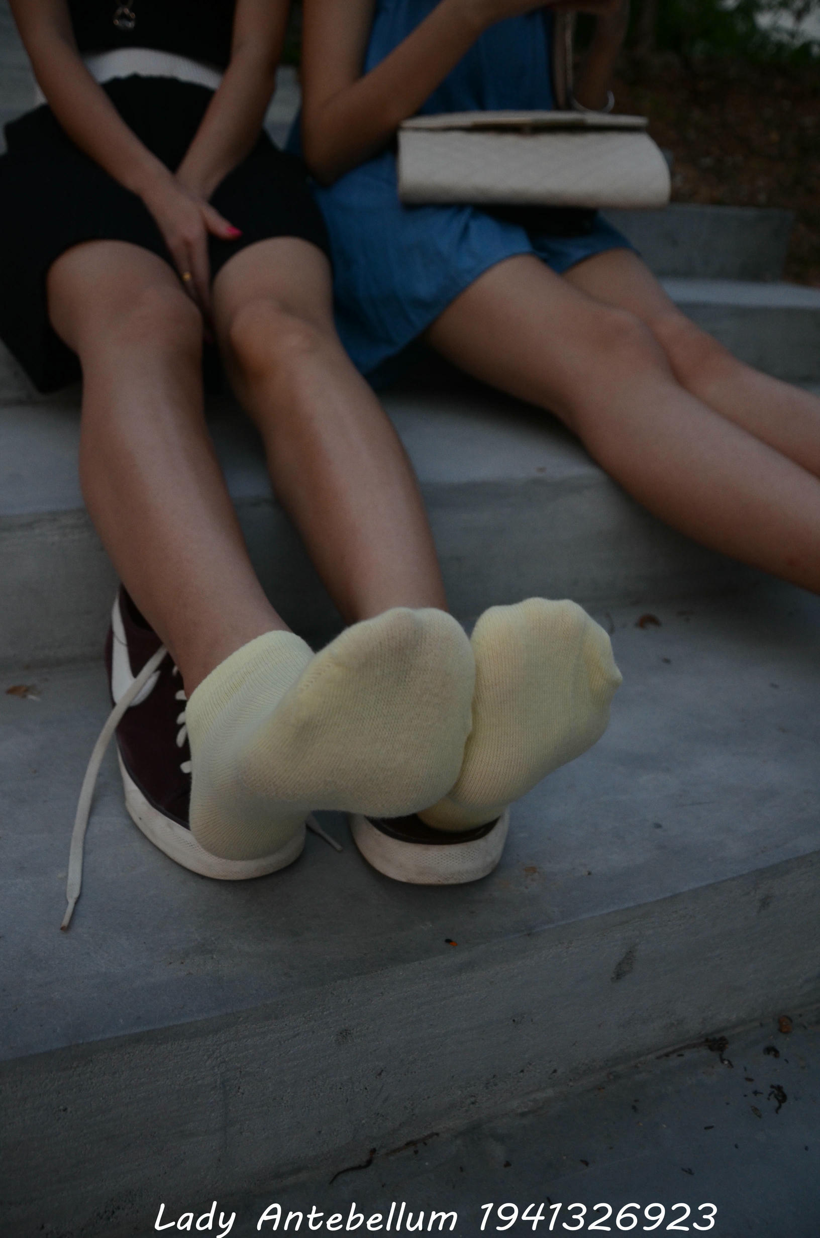 [战前女神] 恋足美腿棉袜女神级摄影套图 101 [128P-145MB]_第7集