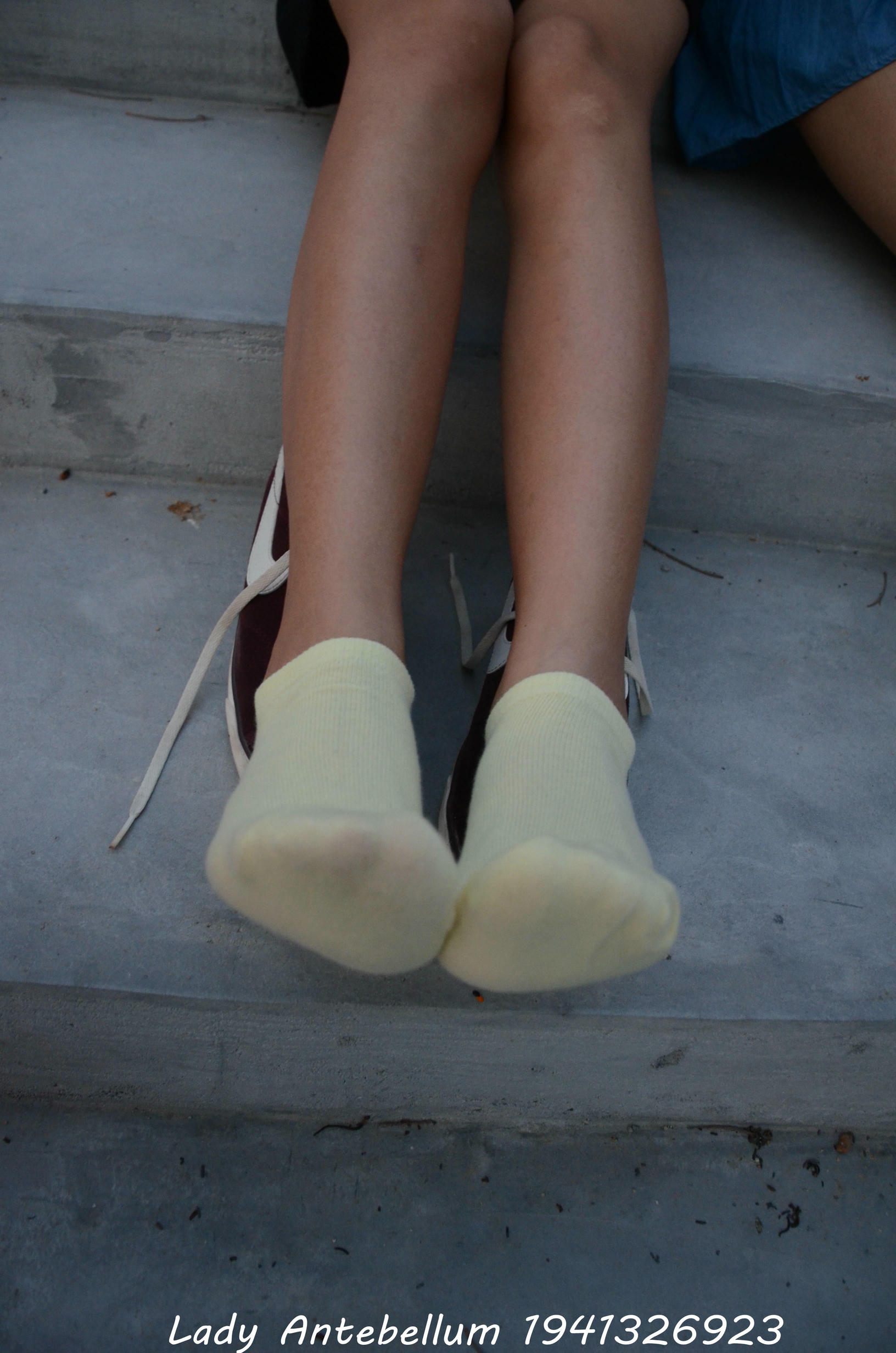 [战前女神] 恋足美腿棉袜女神级摄影套图 101 [128P-145MB]_第7集