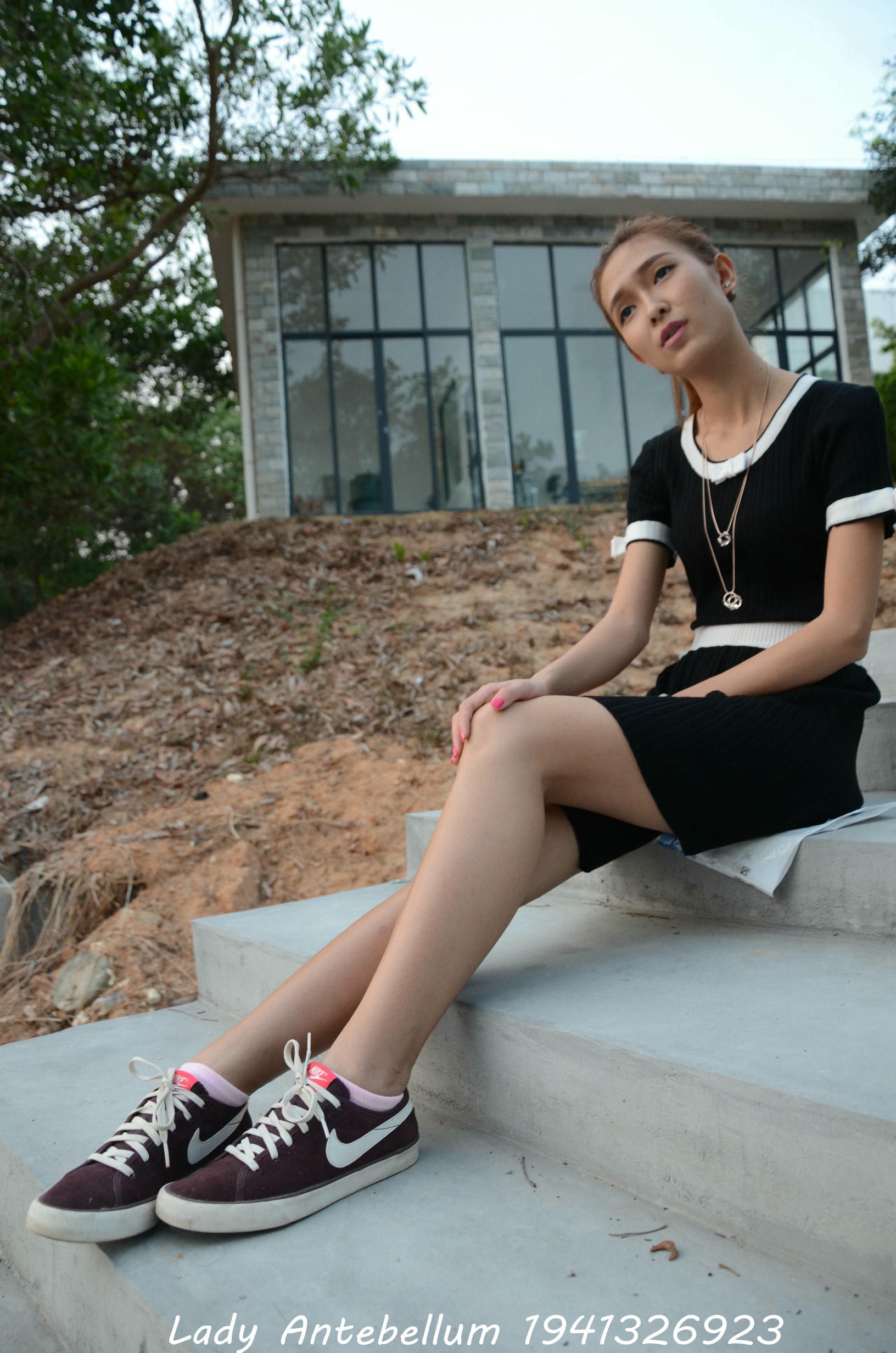 [战前女神] 恋足美腿棉袜女神级摄影套图 101 [128P-145MB]_第1集