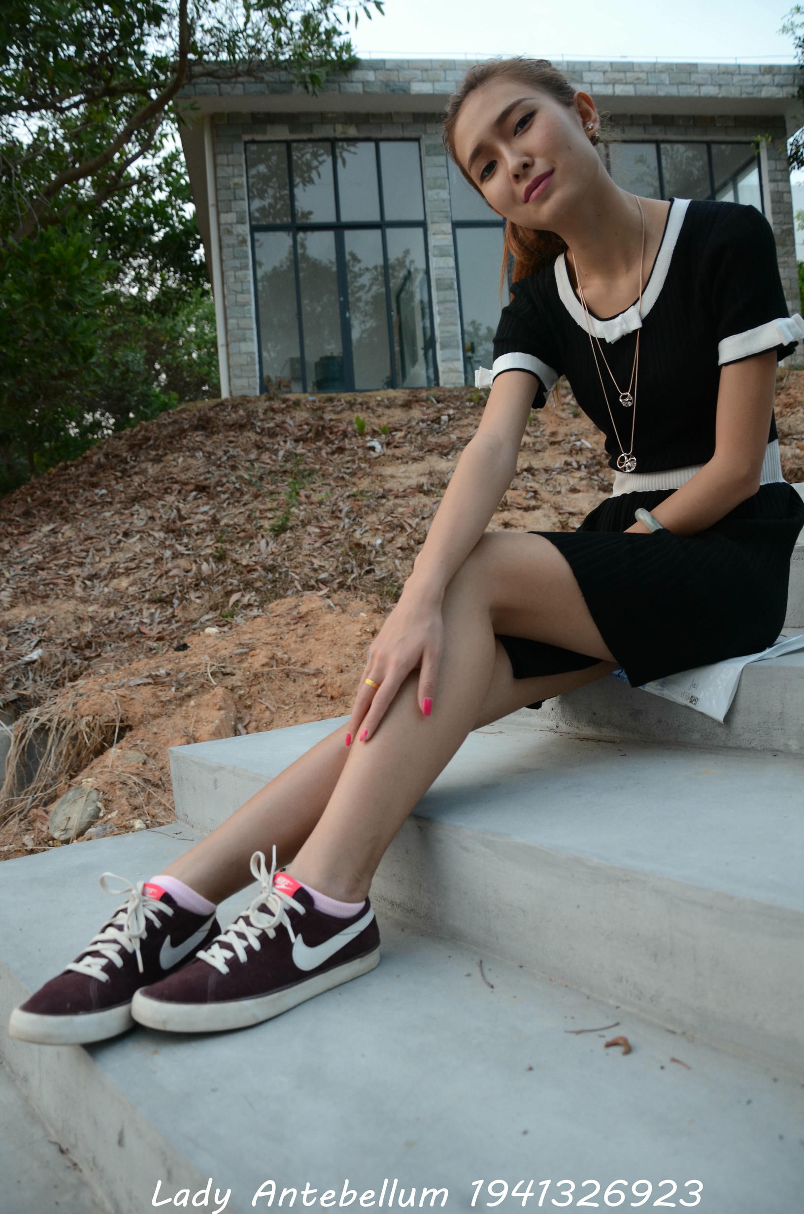 [战前女神] 恋足美腿棉袜女神级摄影套图 101 [128P-145MB]_第2集