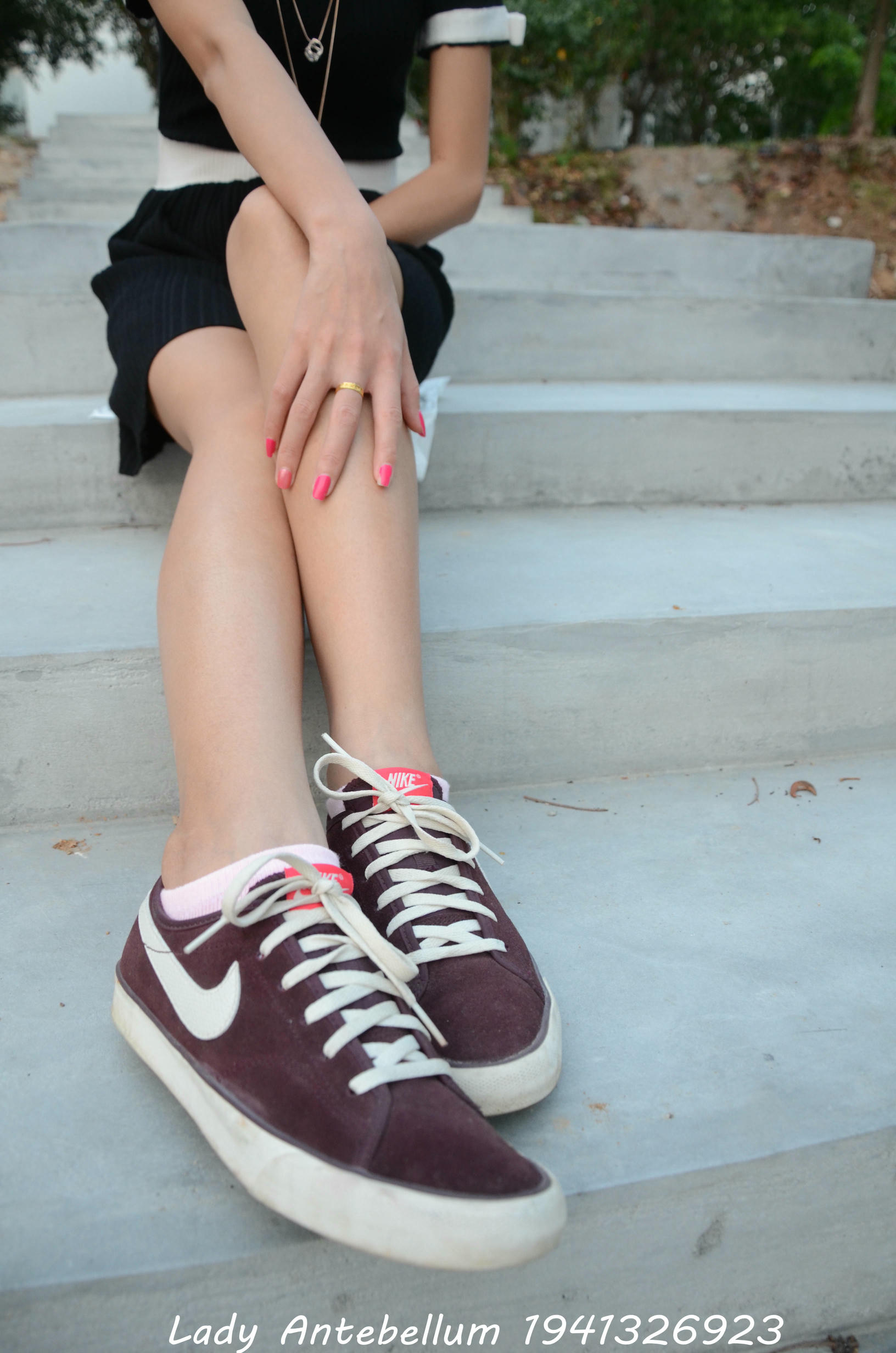 [战前女神] 恋足美腿棉袜女神级摄影套图 101 [128P-145MB]_第2集