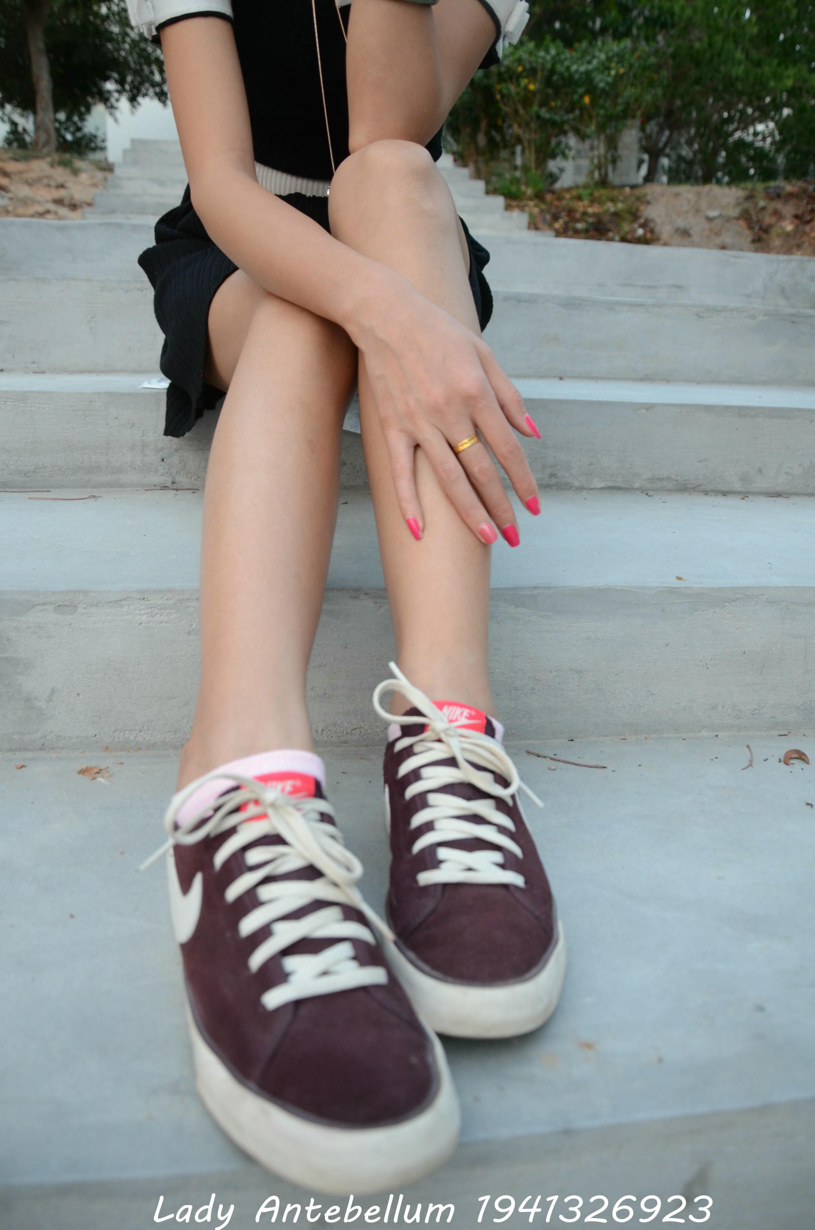 [战前女神] 恋足美腿棉袜女神级摄影套图 101 [128P-145MB]_第2集