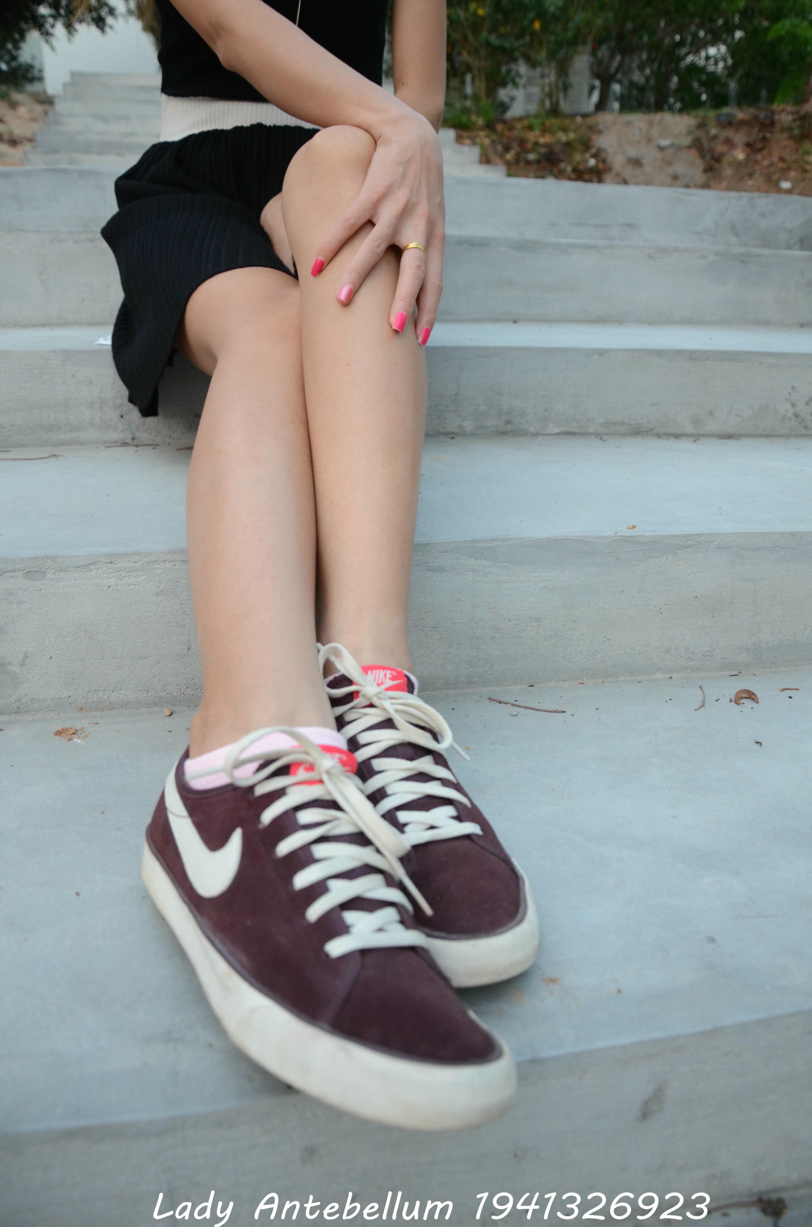 [战前女神] 恋足美腿棉袜女神级摄影套图 101 [128P-145MB]_第2集