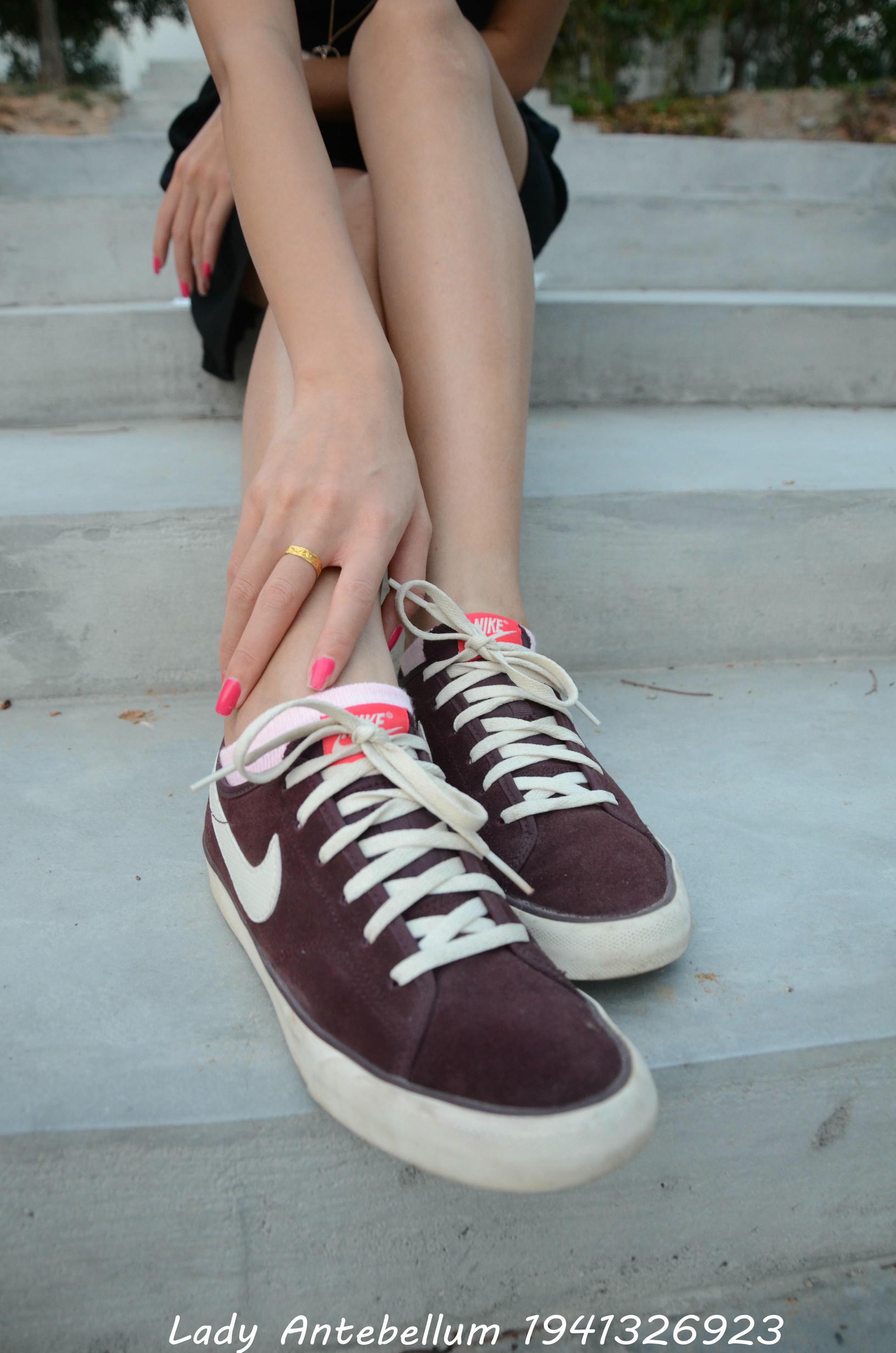 [战前女神] 恋足美腿棉袜女神级摄影套图 101 [128P-145MB]_第2集