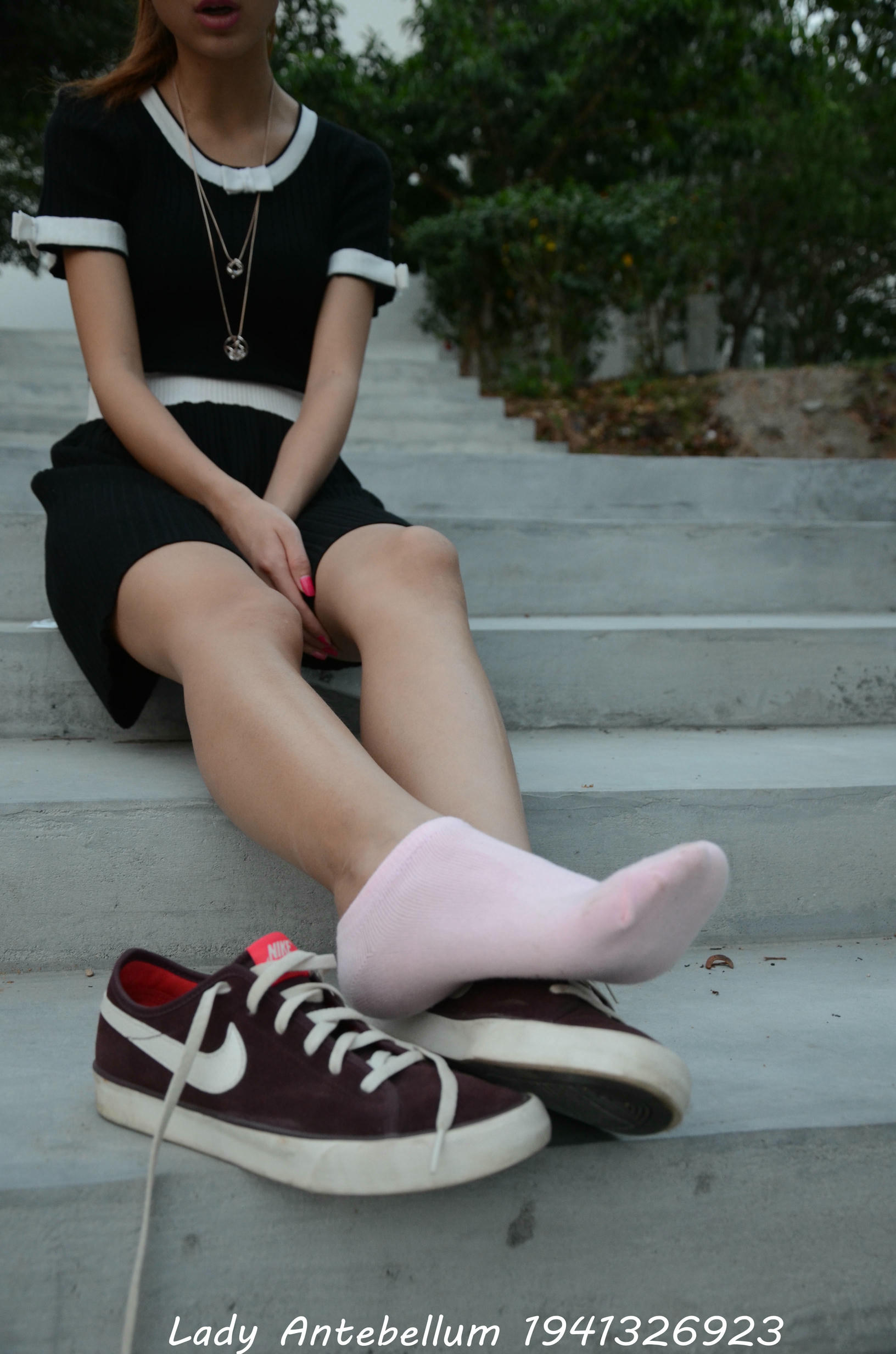 [战前女神] 恋足美腿棉袜女神级摄影套图 101 [128P-145MB]_第3集