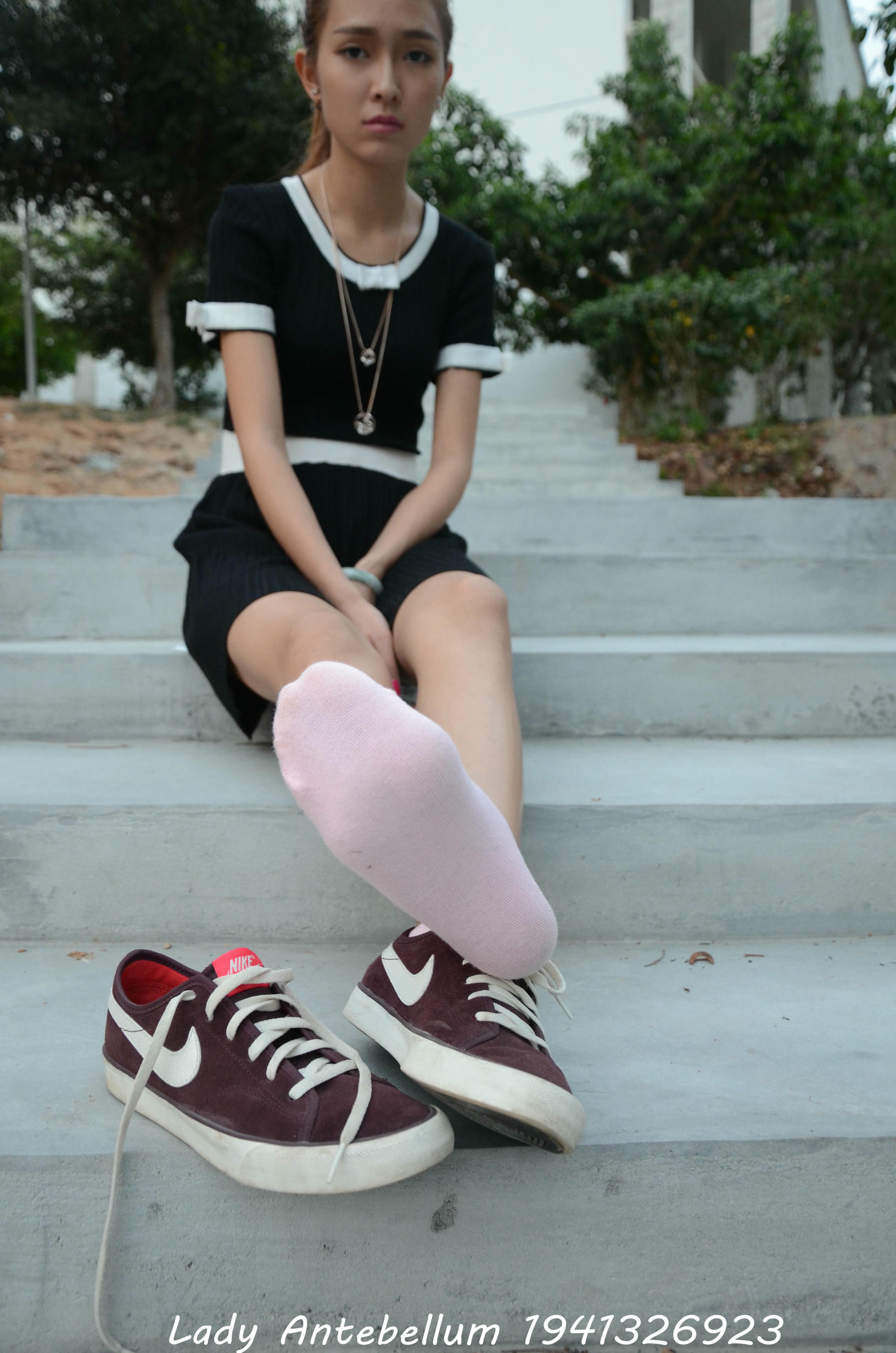 [战前女神] 恋足美腿棉袜女神级摄影套图 101 [128P-145MB]_第3集