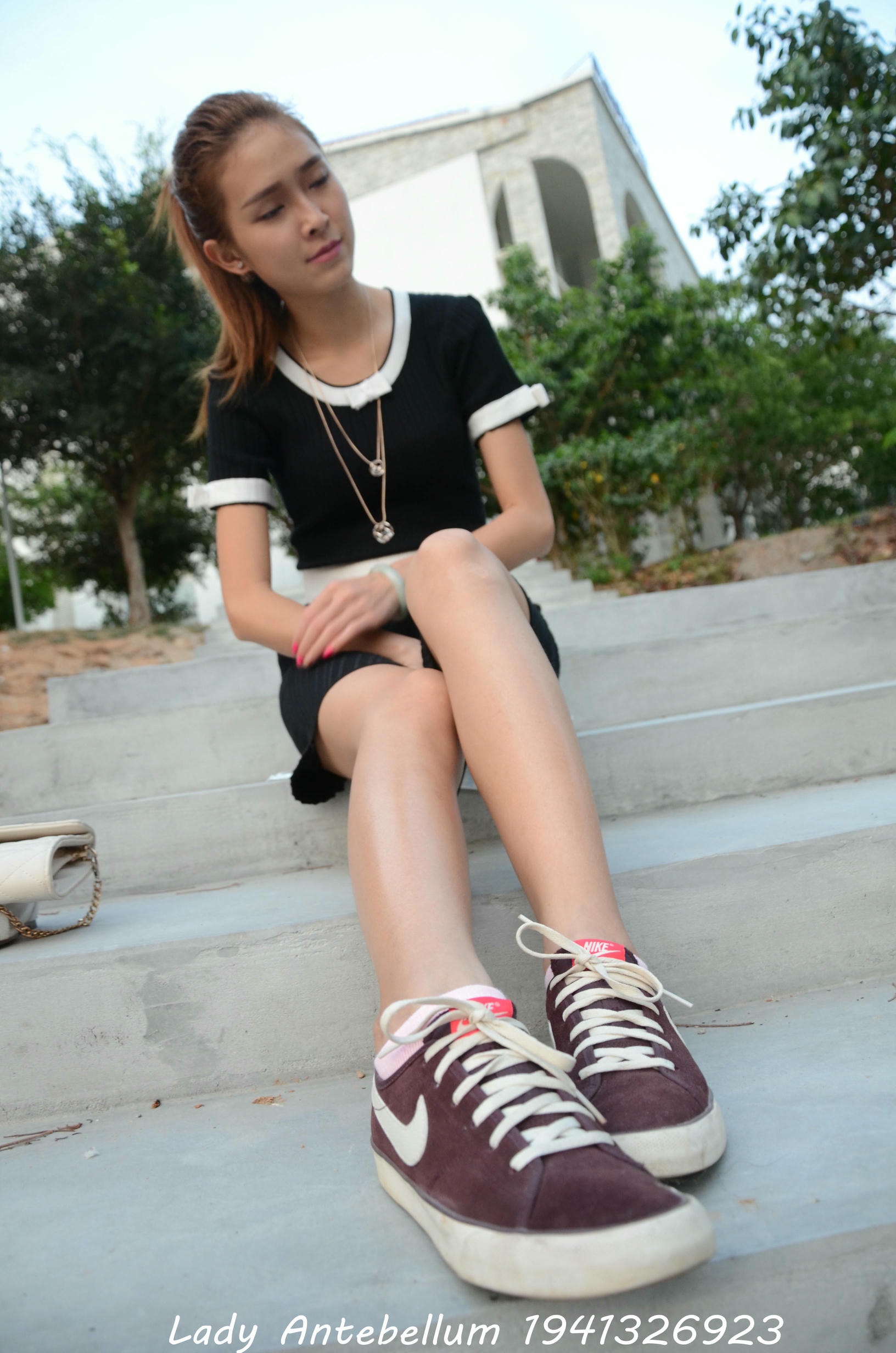 [战前女神] 恋足美腿棉袜女神级摄影套图 101 [128P-145MB]_第1集