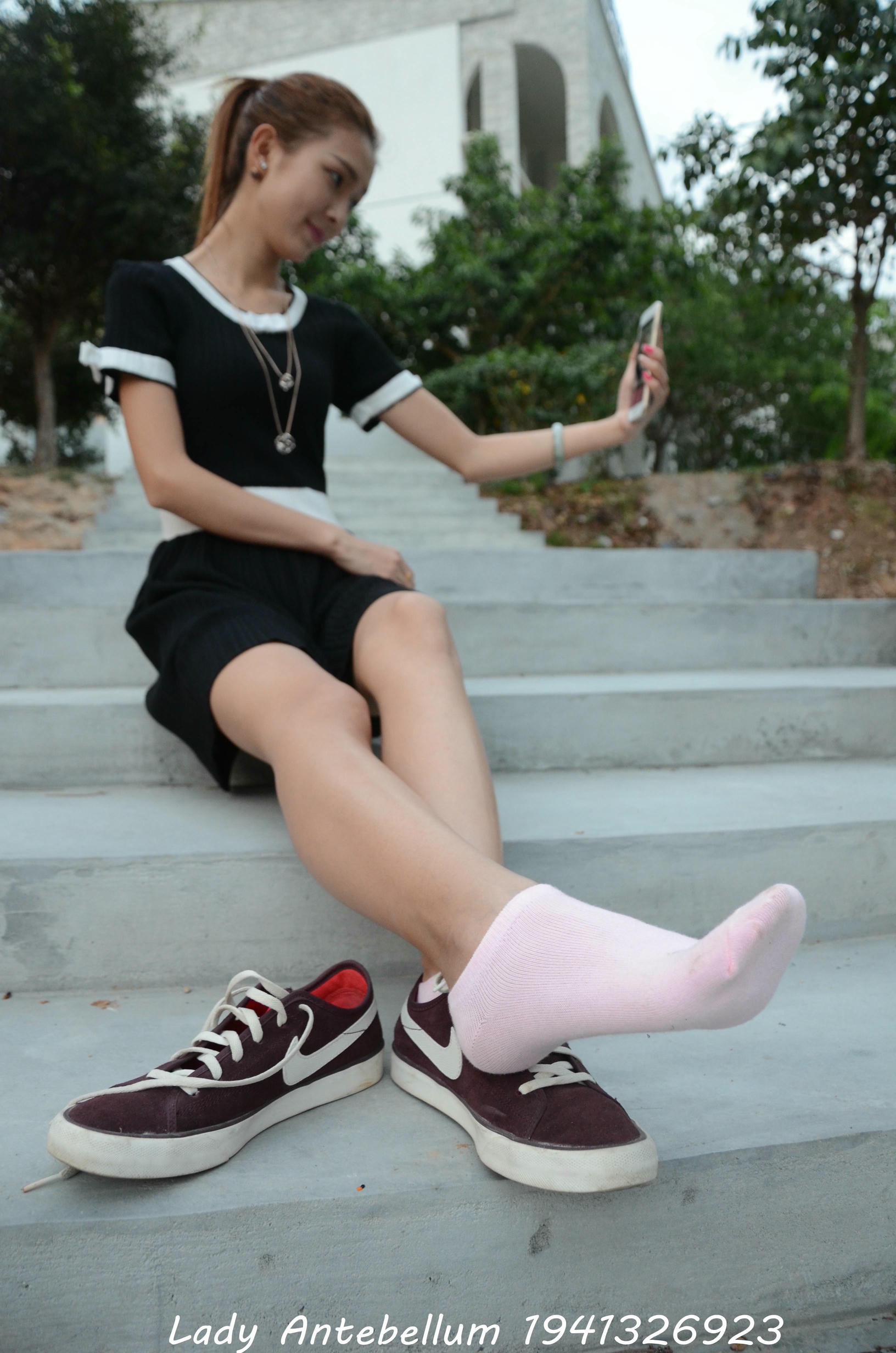 [战前女神] 恋足美腿棉袜女神级摄影套图 101 [128P-145MB]_第3集