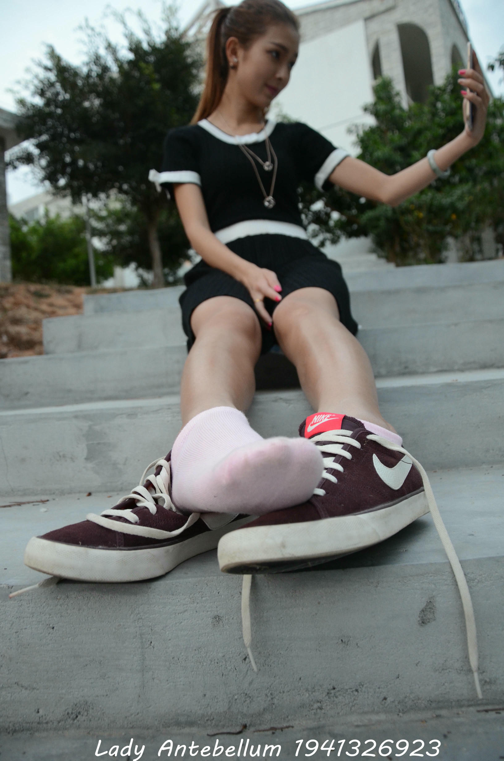 [战前女神] 恋足美腿棉袜女神级摄影套图 101 [128P-145MB]_第3集