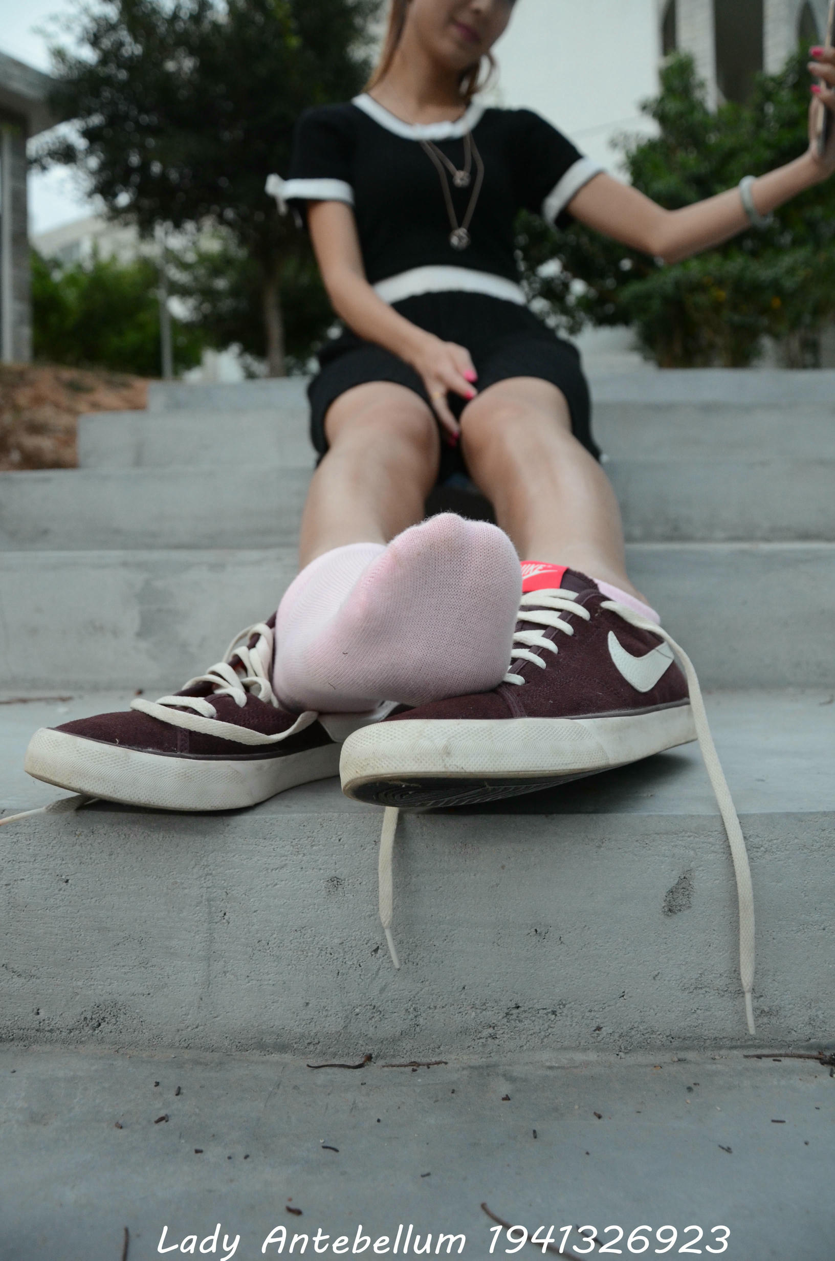 [战前女神] 恋足美腿棉袜女神级摄影套图 101 [128P-145MB]_第3集