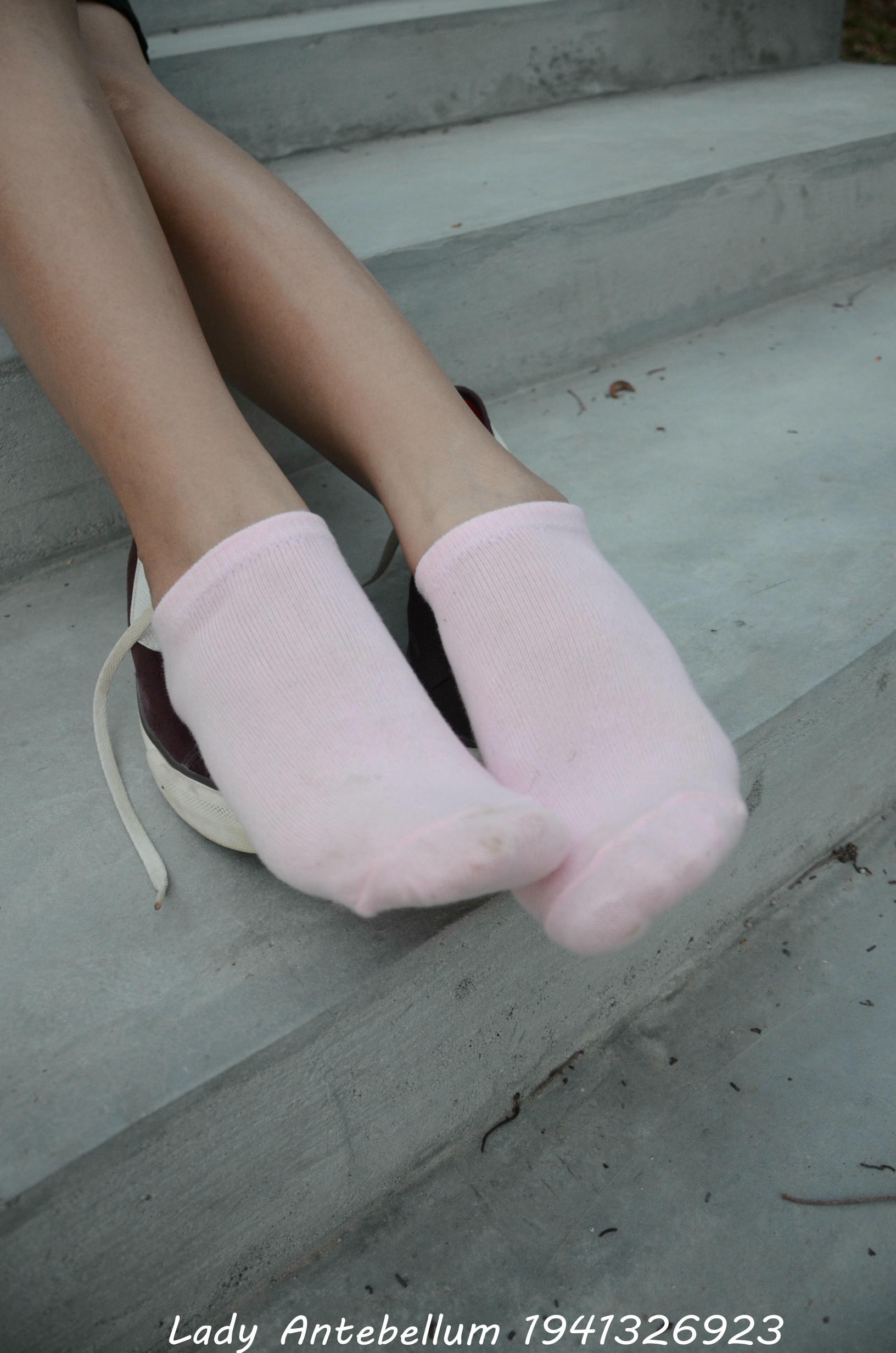 [战前女神] 恋足美腿棉袜女神级摄影套图 101 [128P-145MB]_第4集