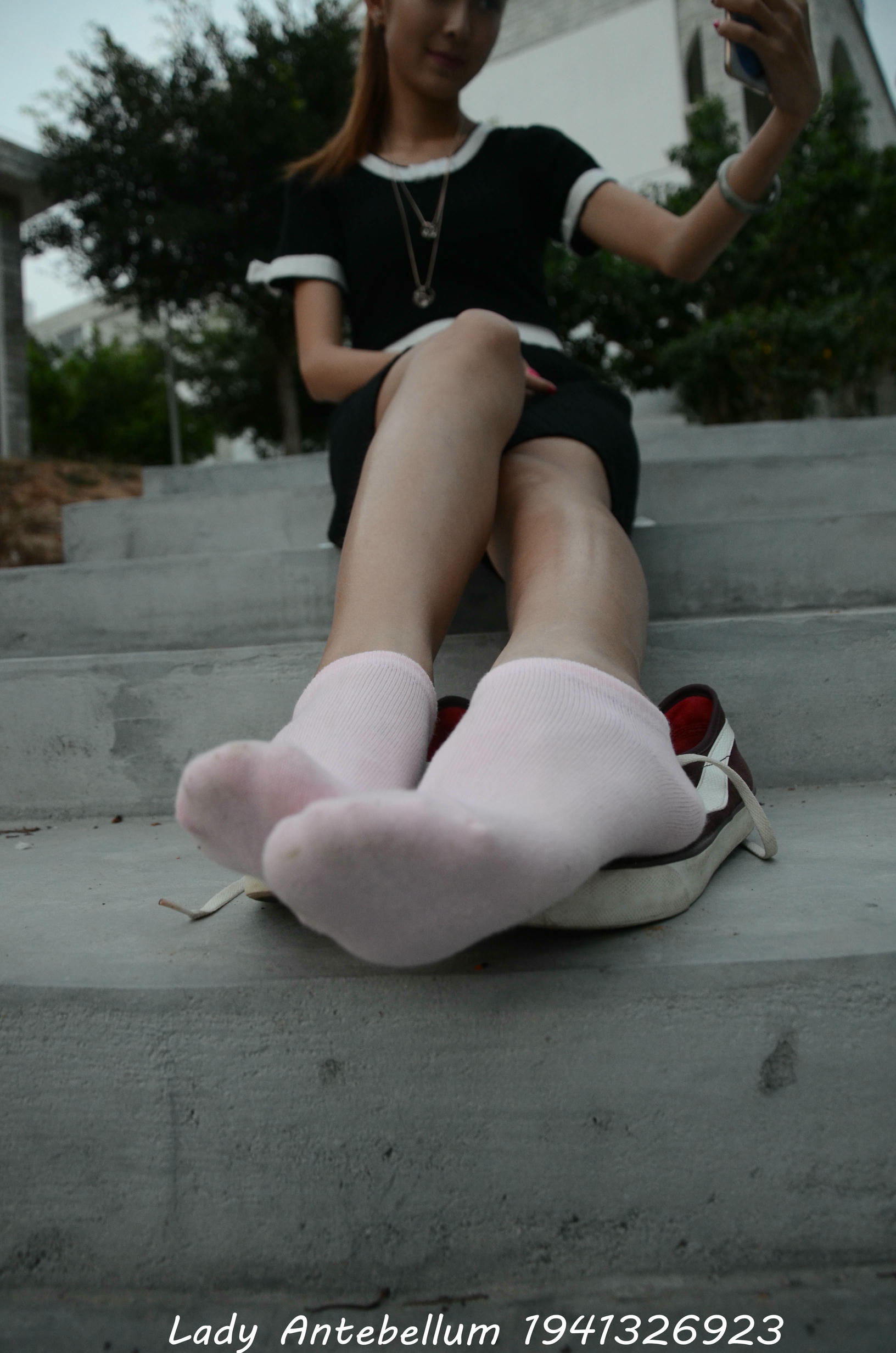 [战前女神] 恋足美腿棉袜女神级摄影套图 101 [128P-145MB]_第4集