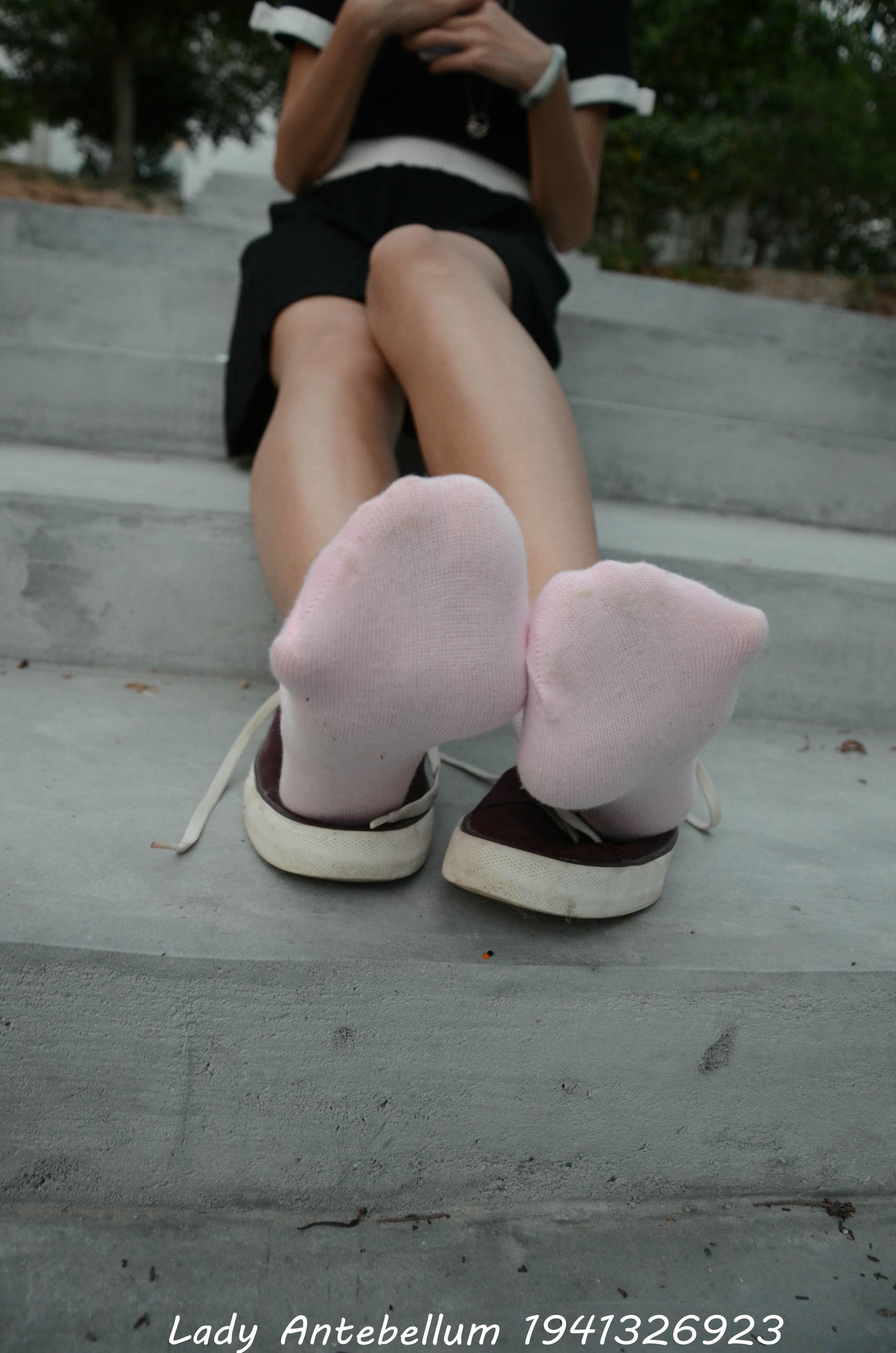 [战前女神] 恋足美腿棉袜女神级摄影套图 101 [128P-145MB]_第5集