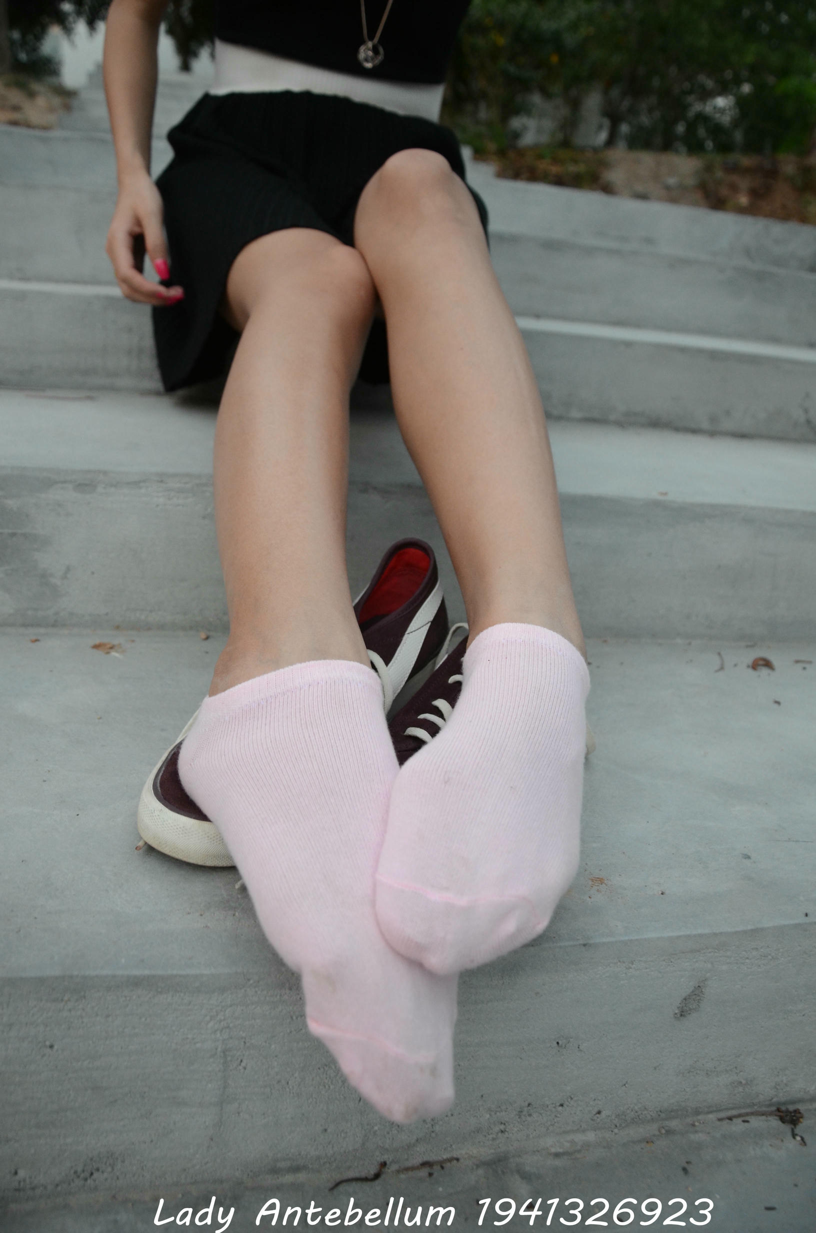 [战前女神] 恋足美腿棉袜女神级摄影套图 101 [128P-145MB]_第5集