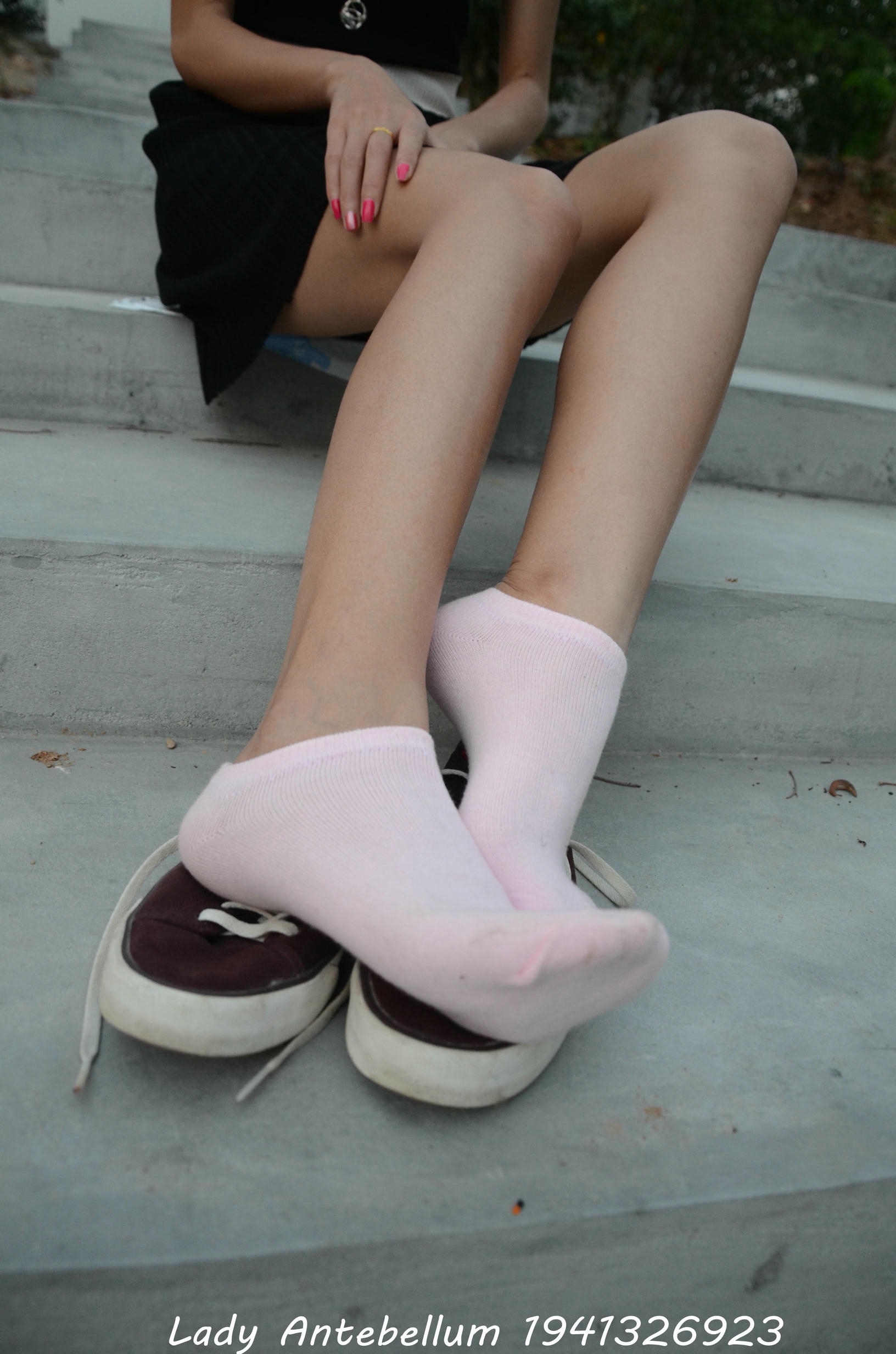 [战前女神] 恋足美腿棉袜女神级摄影套图 101 [128P-145MB]_第5集