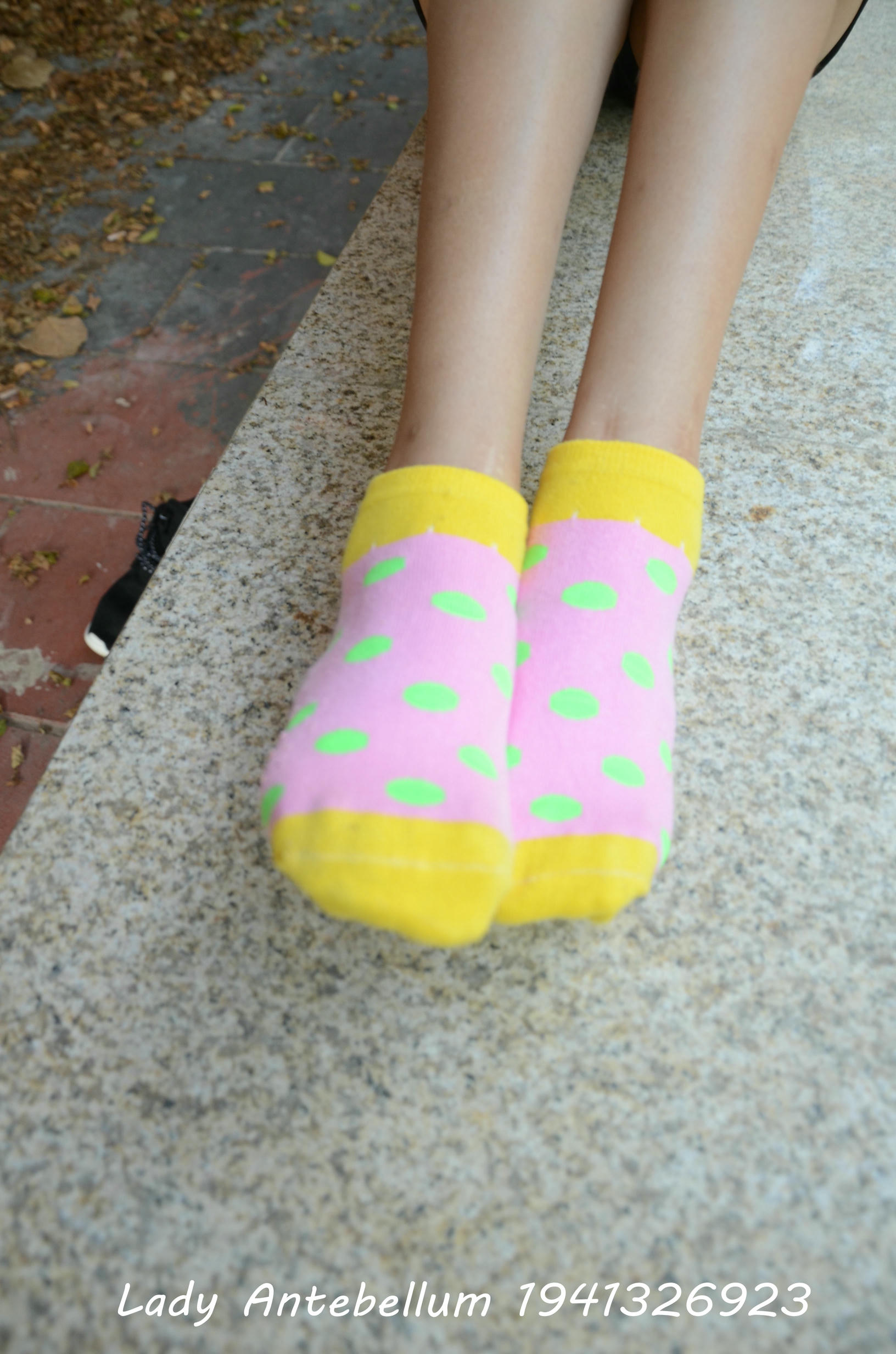 [战前女神] 恋足美腿棉袜女神级摄影套图 102 [90P-133MB]_第3集