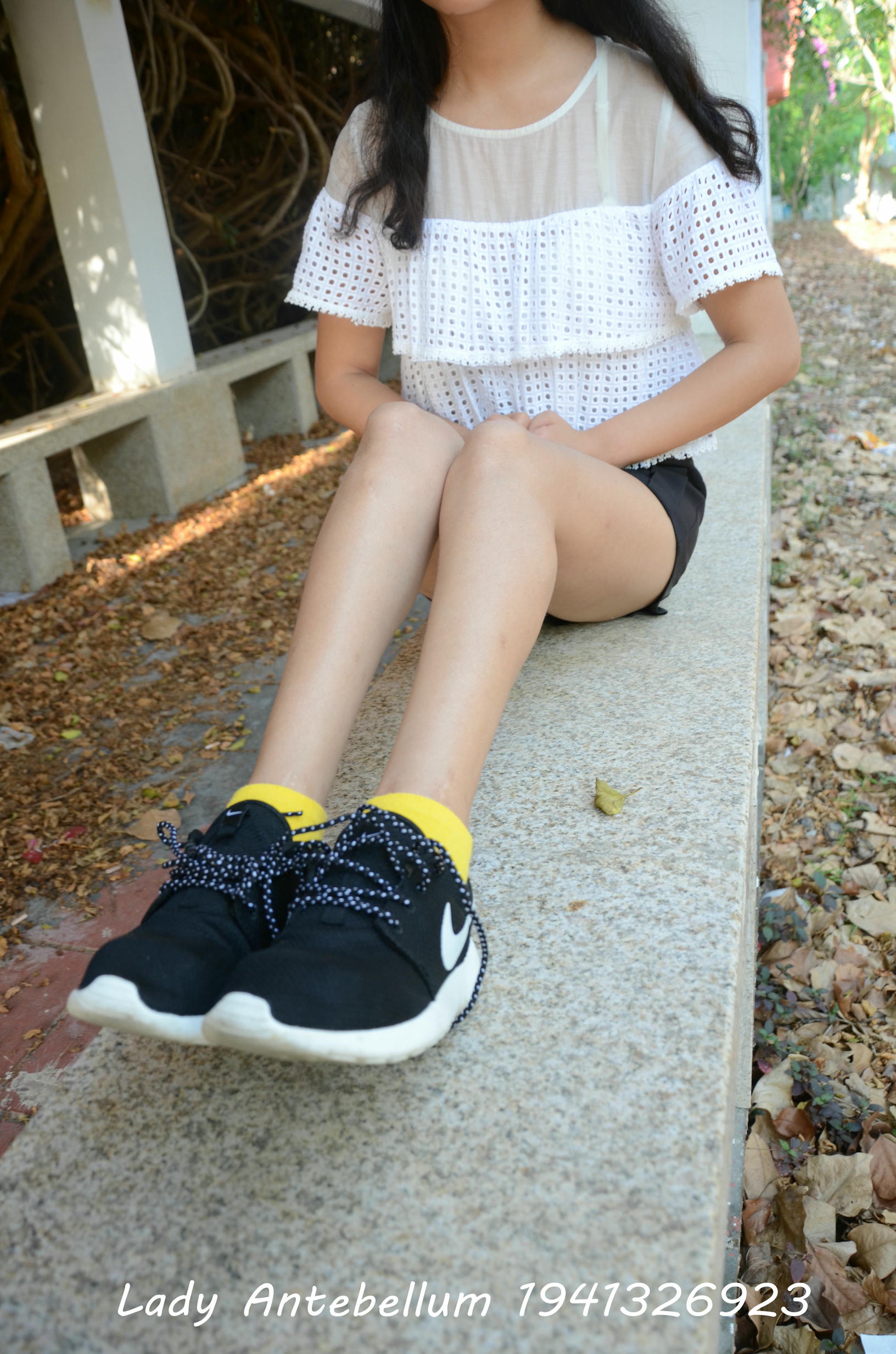 [战前女神] 恋足美腿棉袜女神级摄影套图 102 [90P-133MB]_第1集