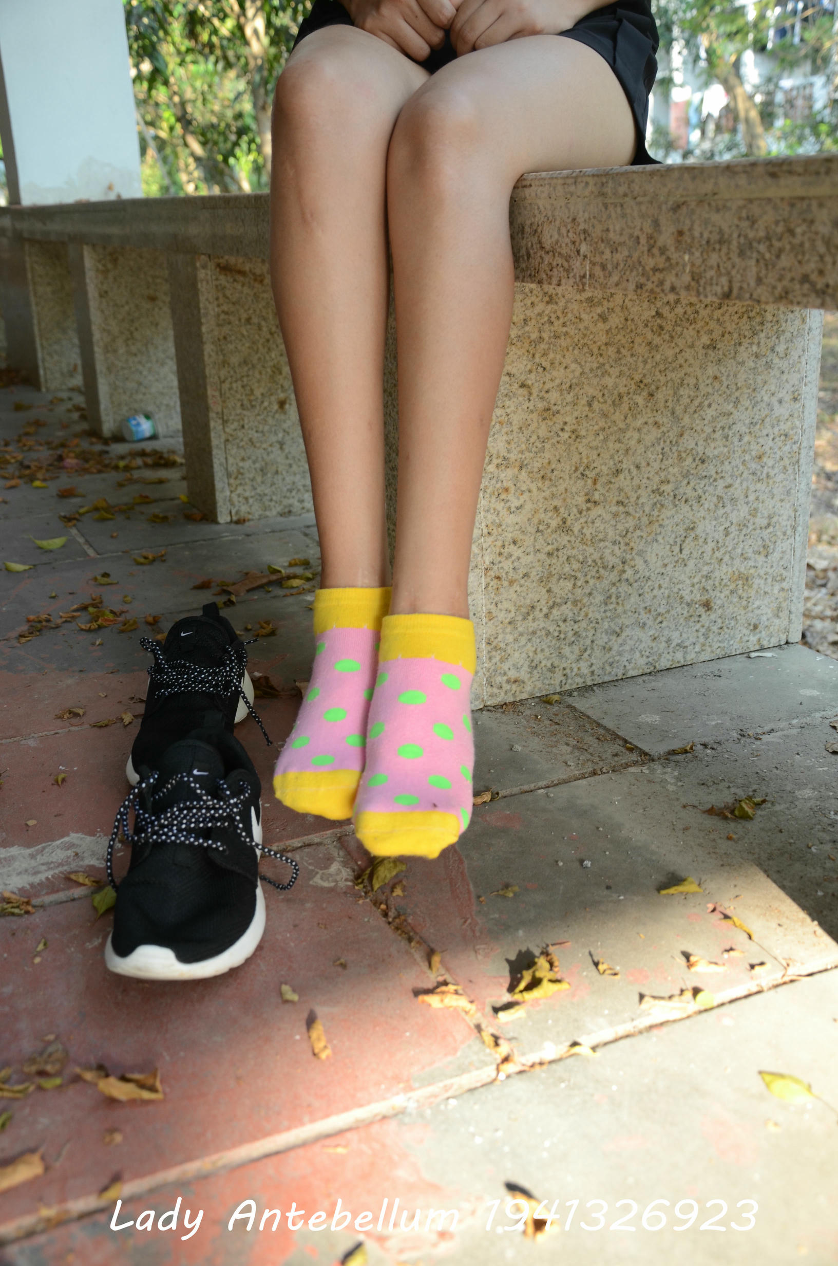 [战前女神] 恋足美腿棉袜女神级摄影套图 102 [90P-133MB]_第3集