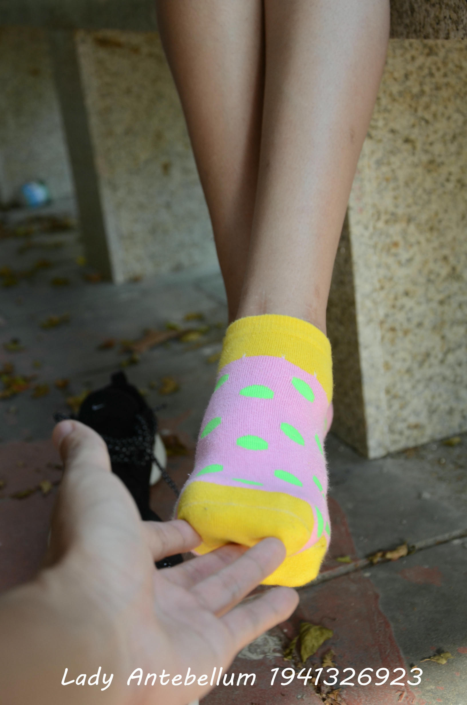 [战前女神] 恋足美腿棉袜女神级摄影套图 102 [90P-133MB]_第4集