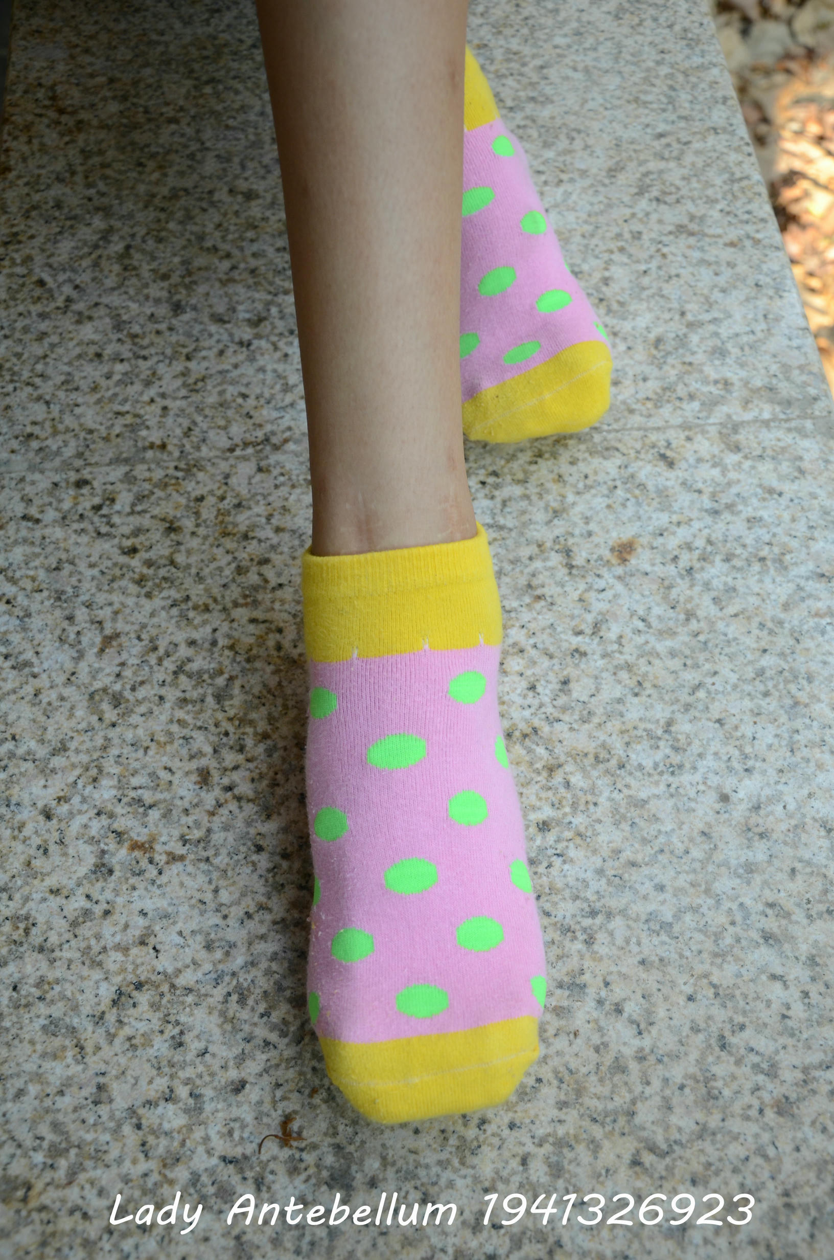 [战前女神] 恋足美腿棉袜女神级摄影套图 102 [90P-133MB]_第4集