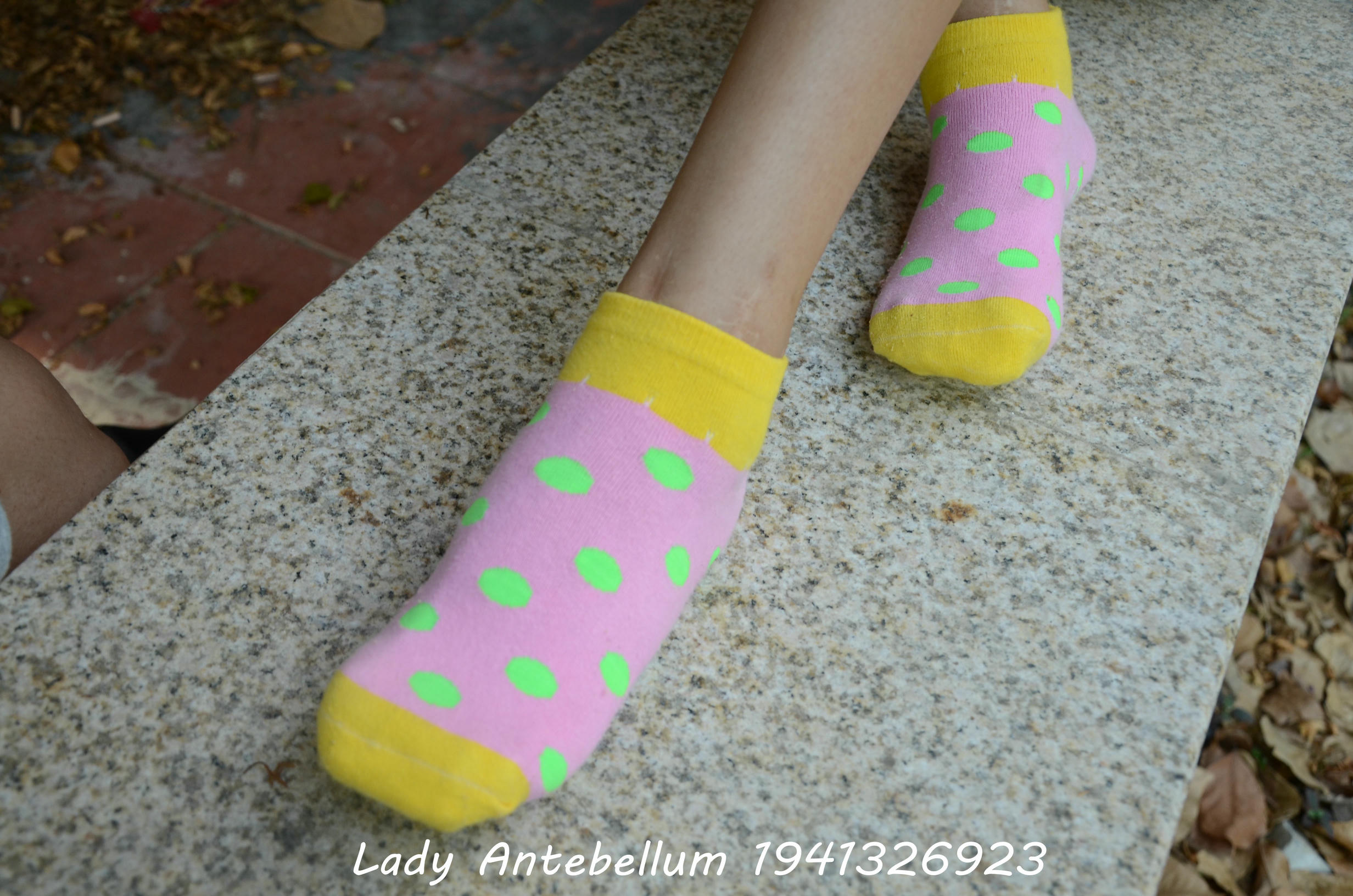 [战前女神] 恋足美腿棉袜女神级摄影套图 102 [90P-133MB]_第4集