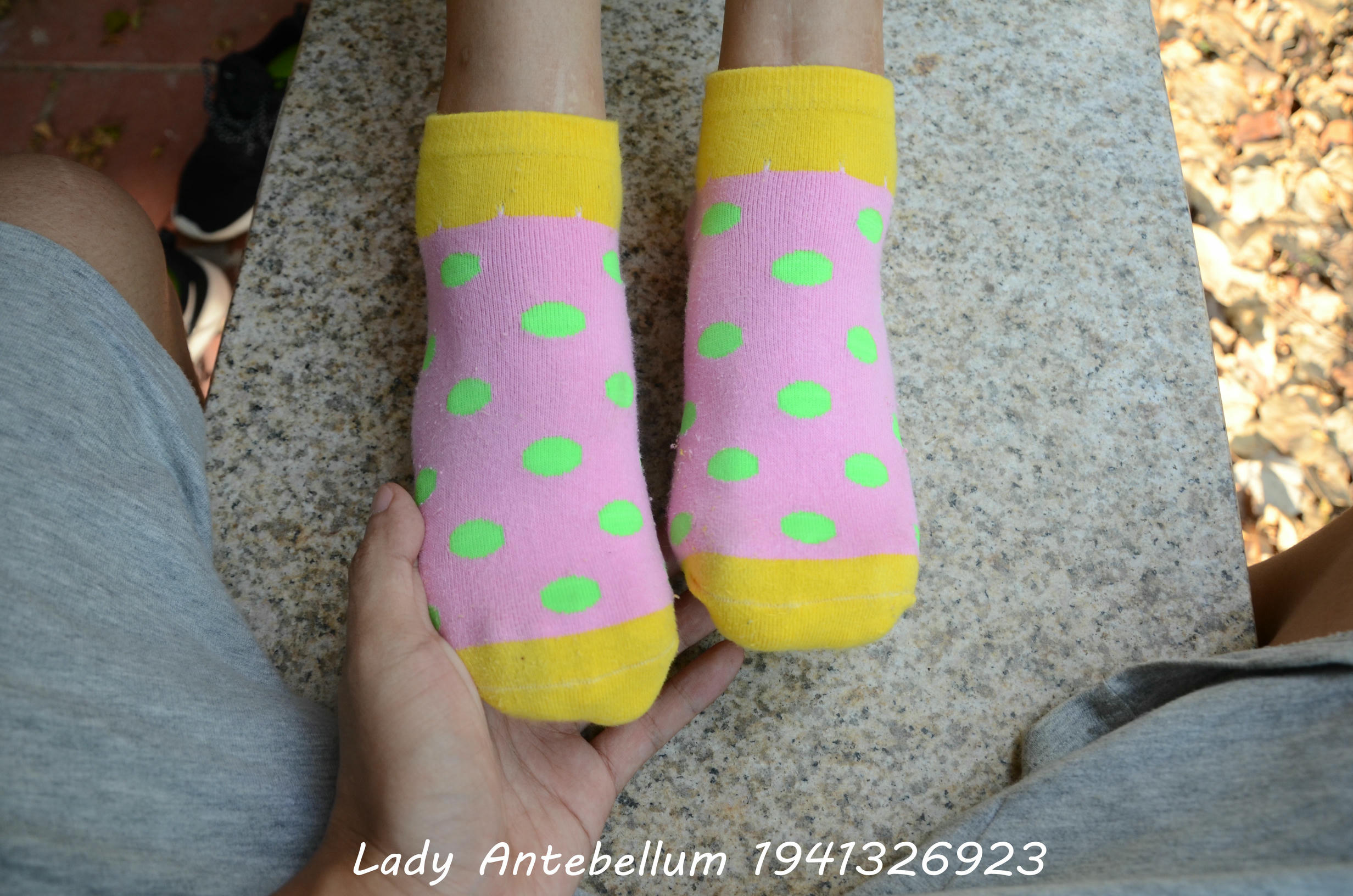 [战前女神] 恋足美腿棉袜女神级摄影套图 102 [90P-133MB]_第5集