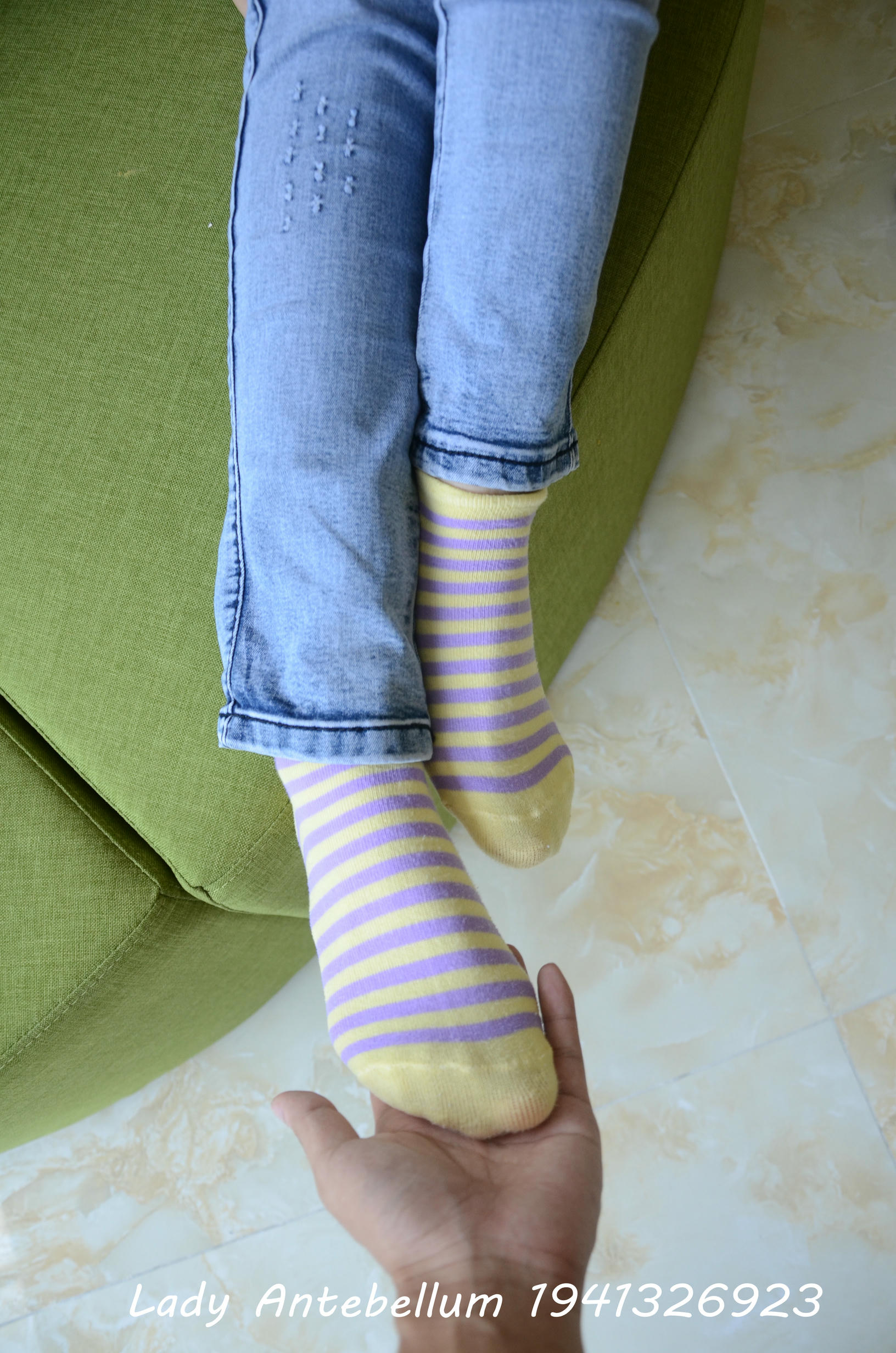 [战前女神] 恋足美腿棉袜女神级摄影套图 104 [97P+263M]_第4集