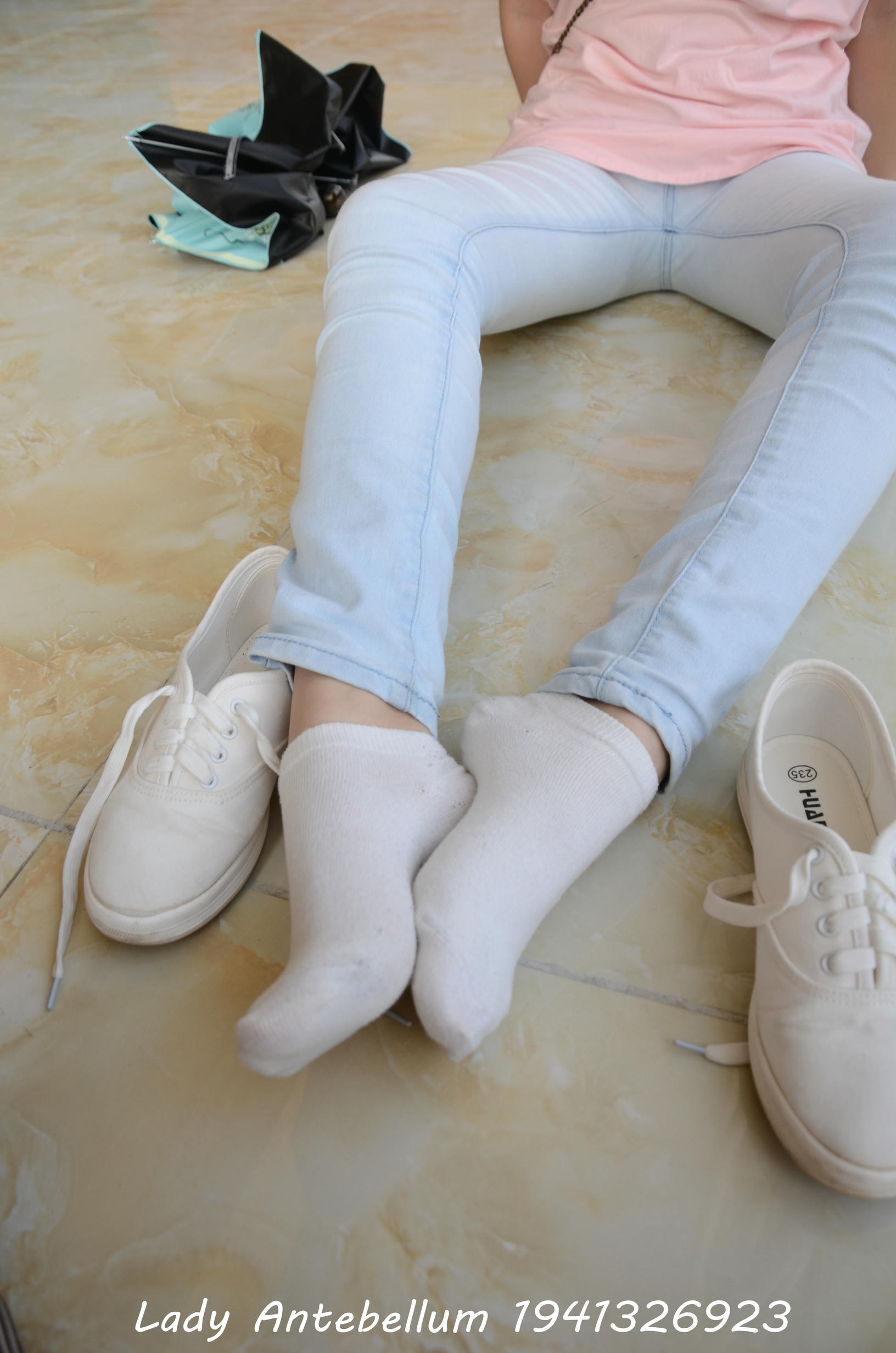 [战前女神] 恋足美腿棉袜女神级摄影套图 105 [98P+148M]_第4集