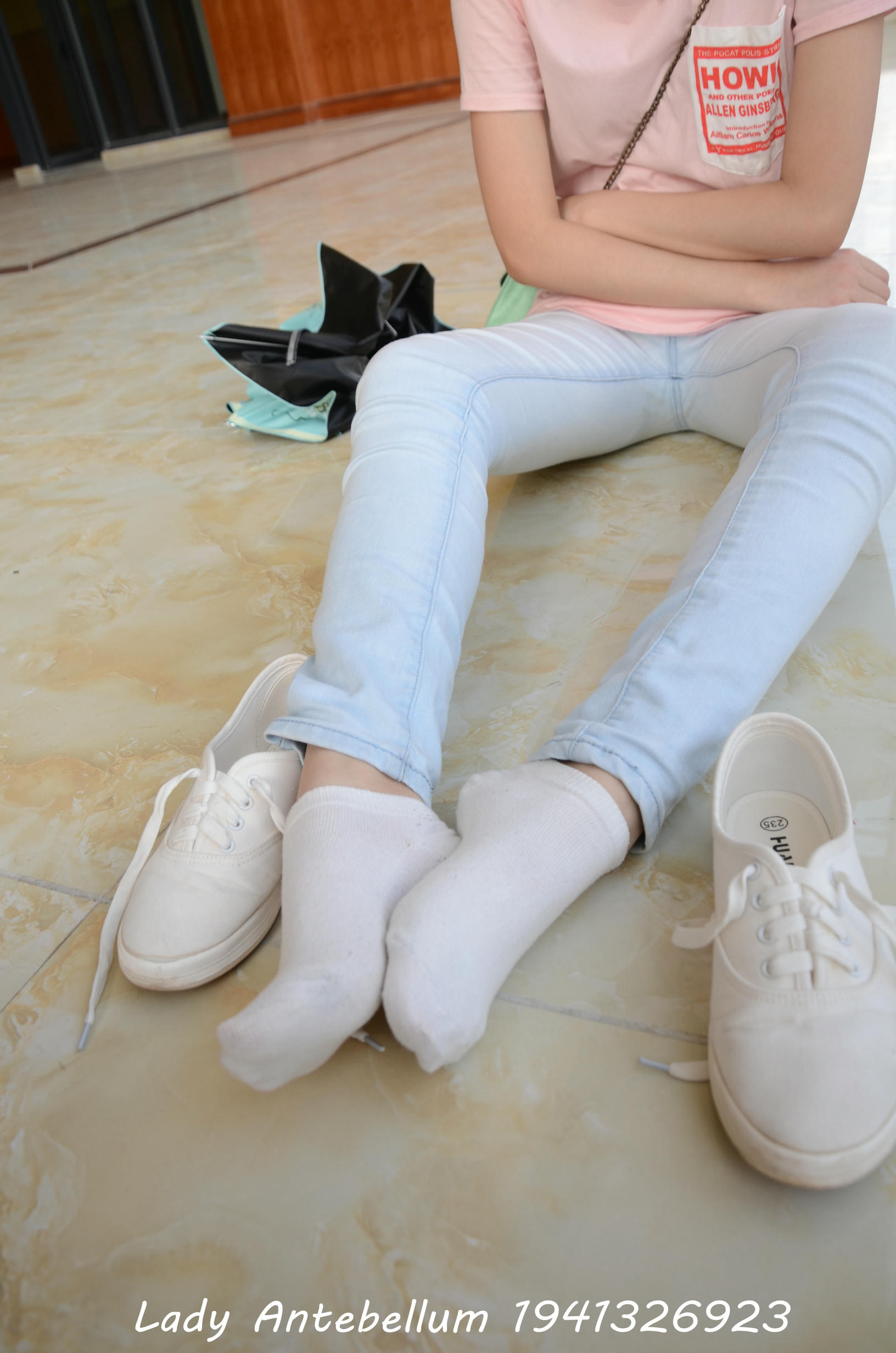 [战前女神] 恋足美腿棉袜女神级摄影套图 105 [98P+148M]_第4集