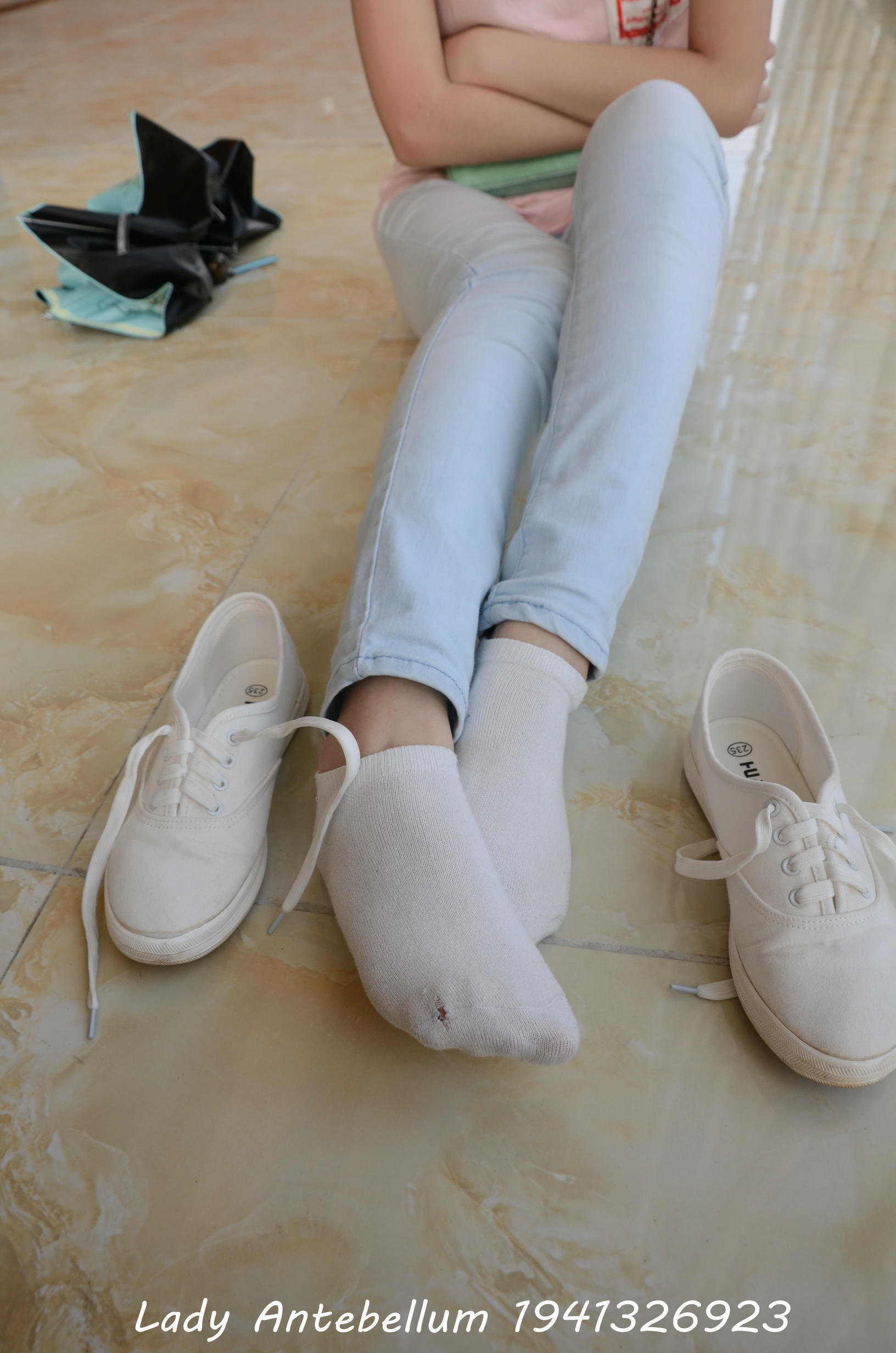 [战前女神] 恋足美腿棉袜女神级摄影套图 105 [98P+148M]_第4集