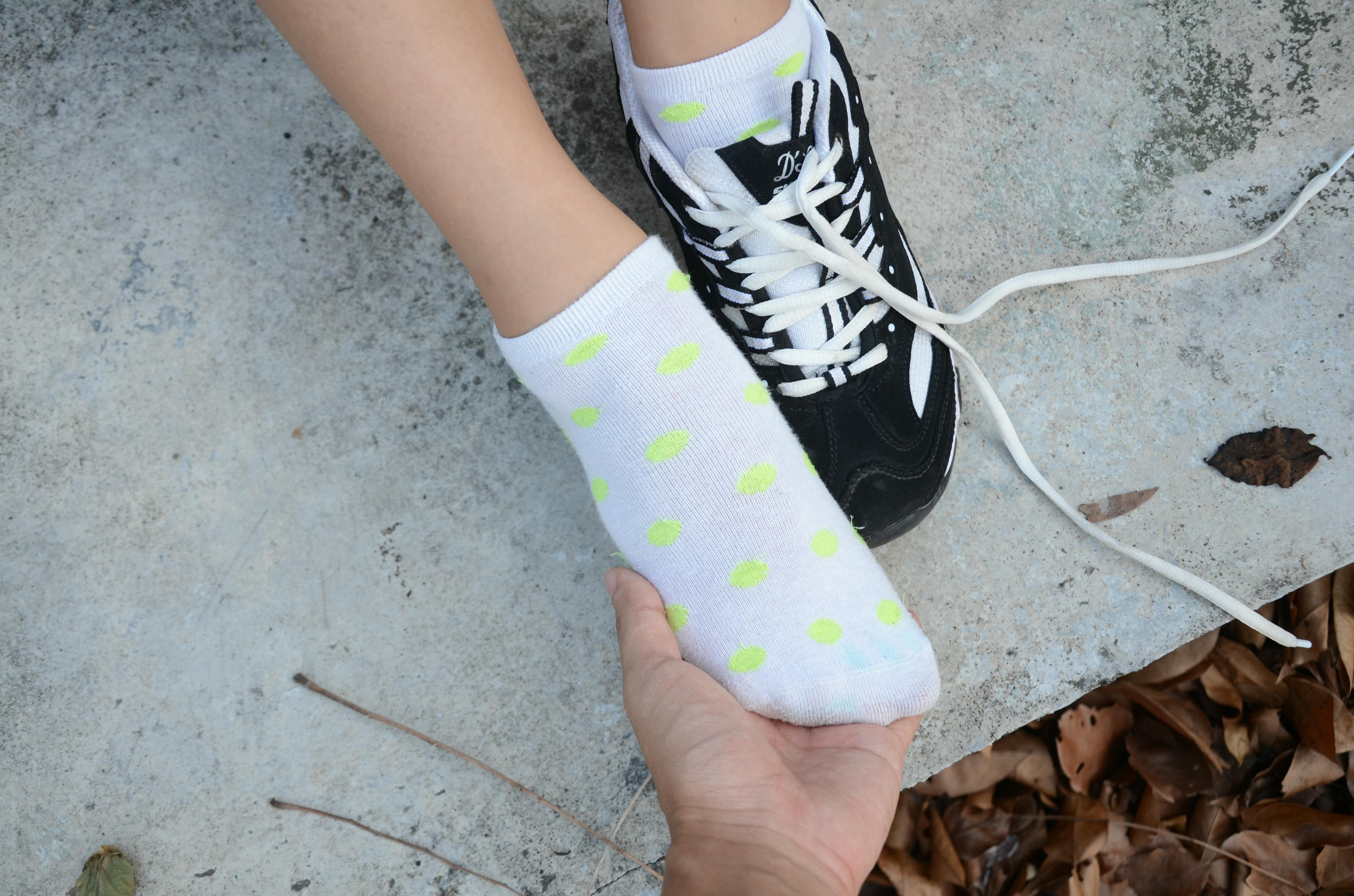 [战前女神] 恋足美腿棉袜女神级摄影套图 106 [189P+347M]_第3集