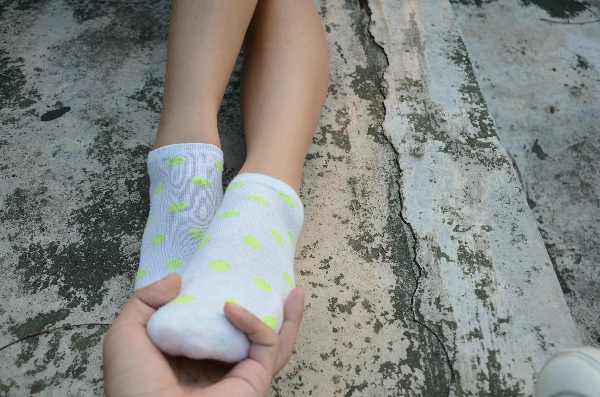 [战前女神] 恋足美腿棉袜女神级摄影套图 106 [189P+347M]_第5集