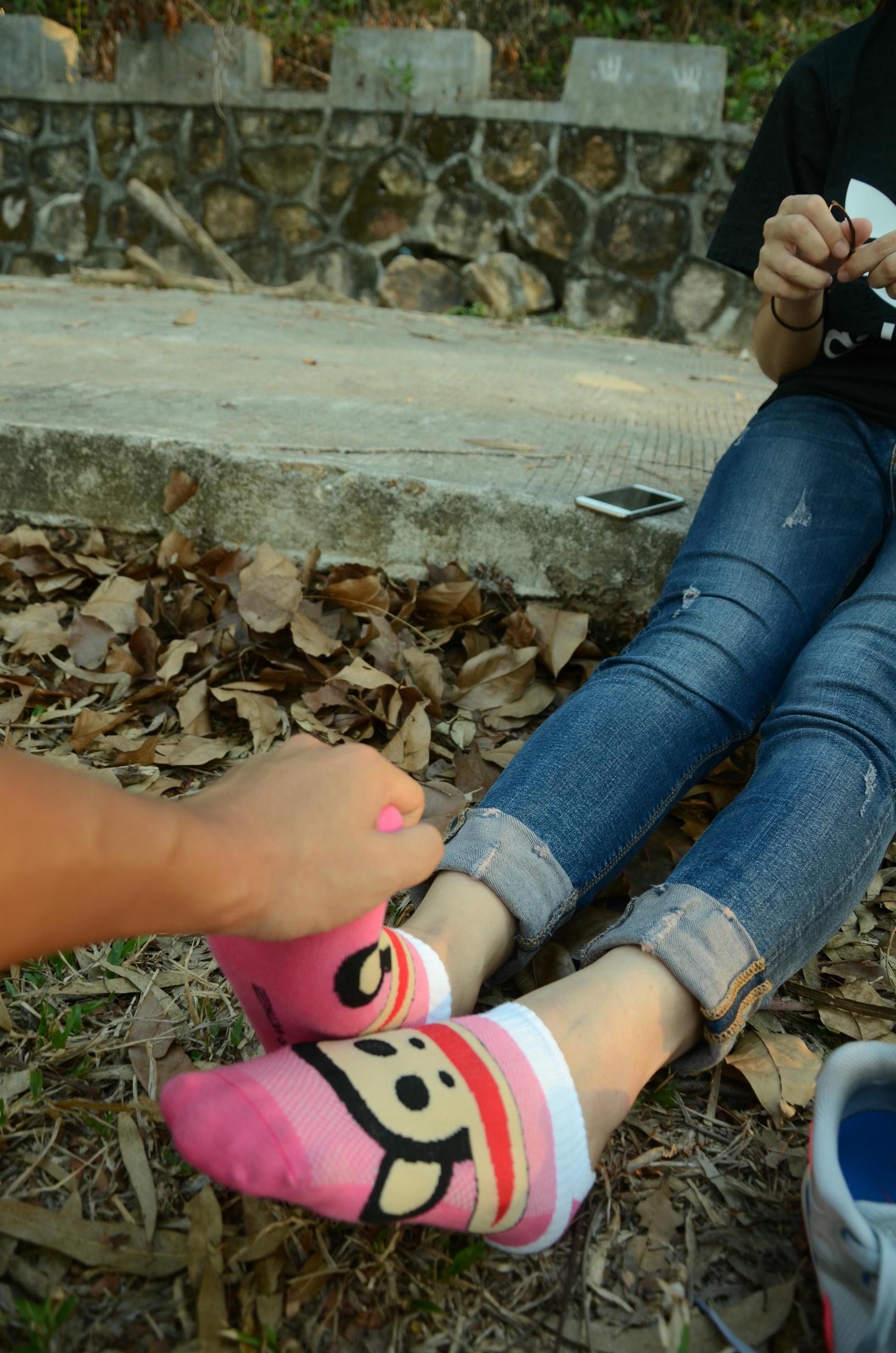 [战前女神] 恋足美腿棉袜女神级摄影套图 107 [137P+409M]_第6集