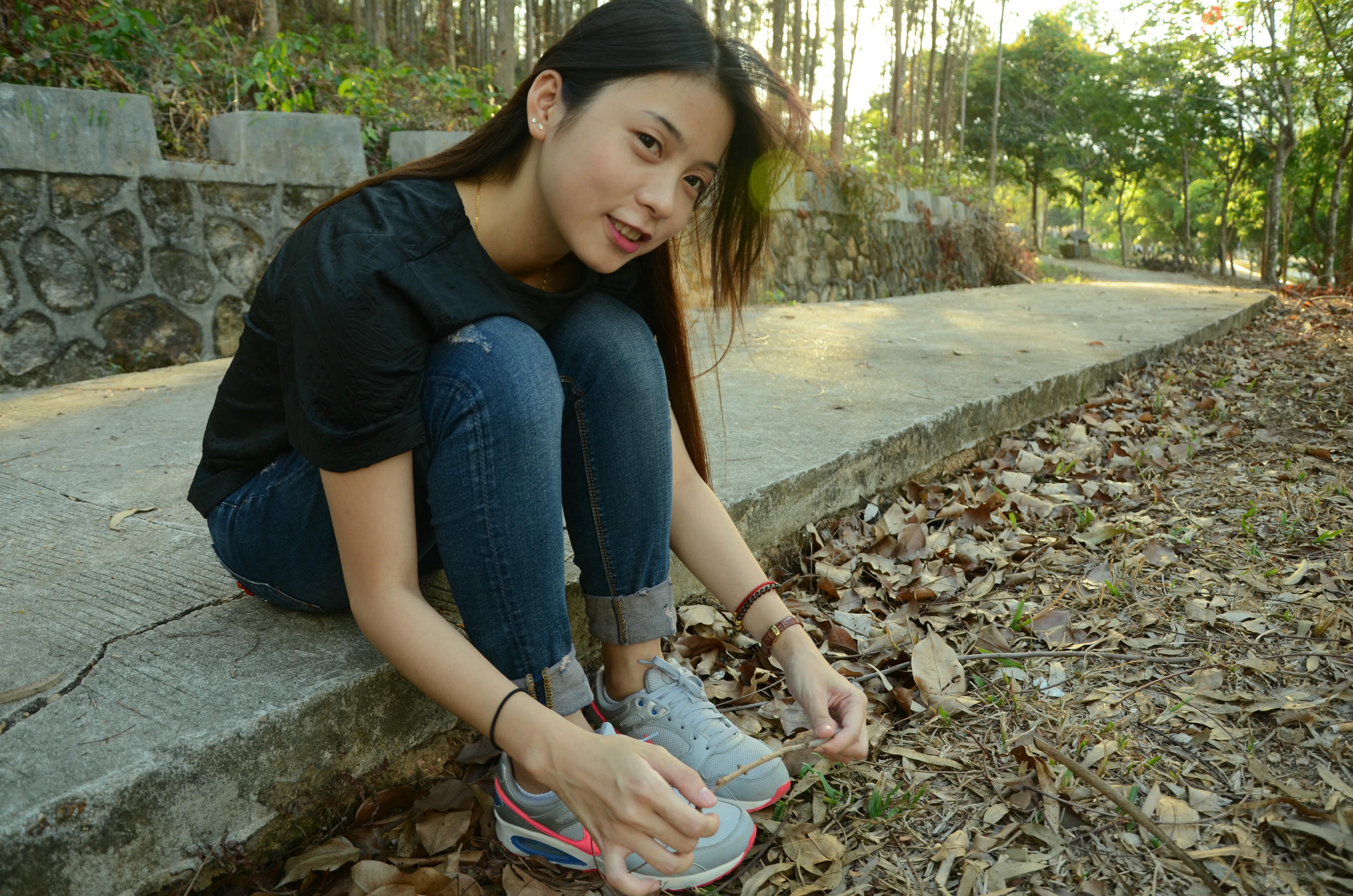 [战前女神] 恋足美腿棉袜女神级摄影套图 107 [137P+409M]_第1集