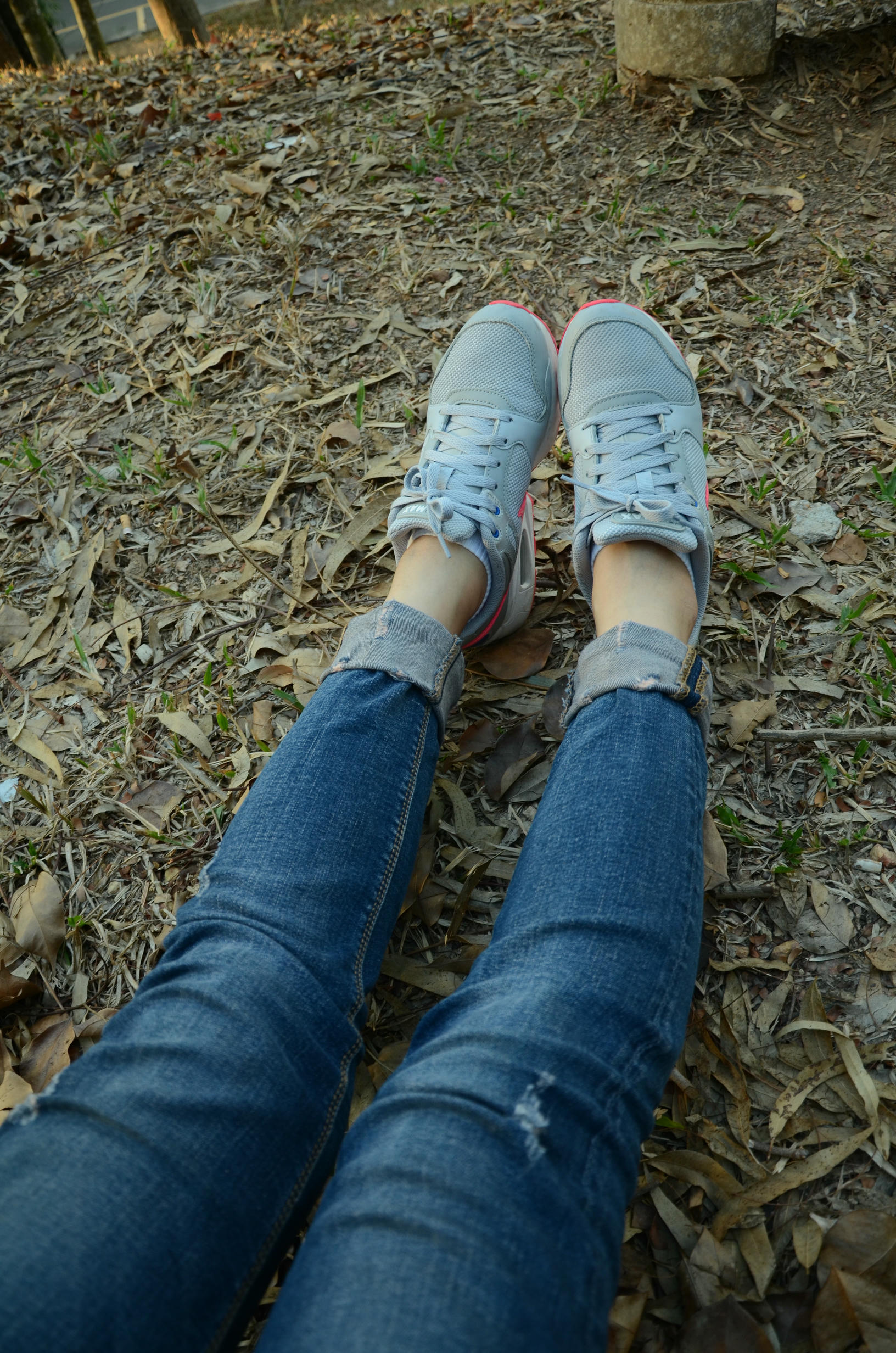 [战前女神] 恋足美腿棉袜女神级摄影套图 107 [137P+409M]_第1集