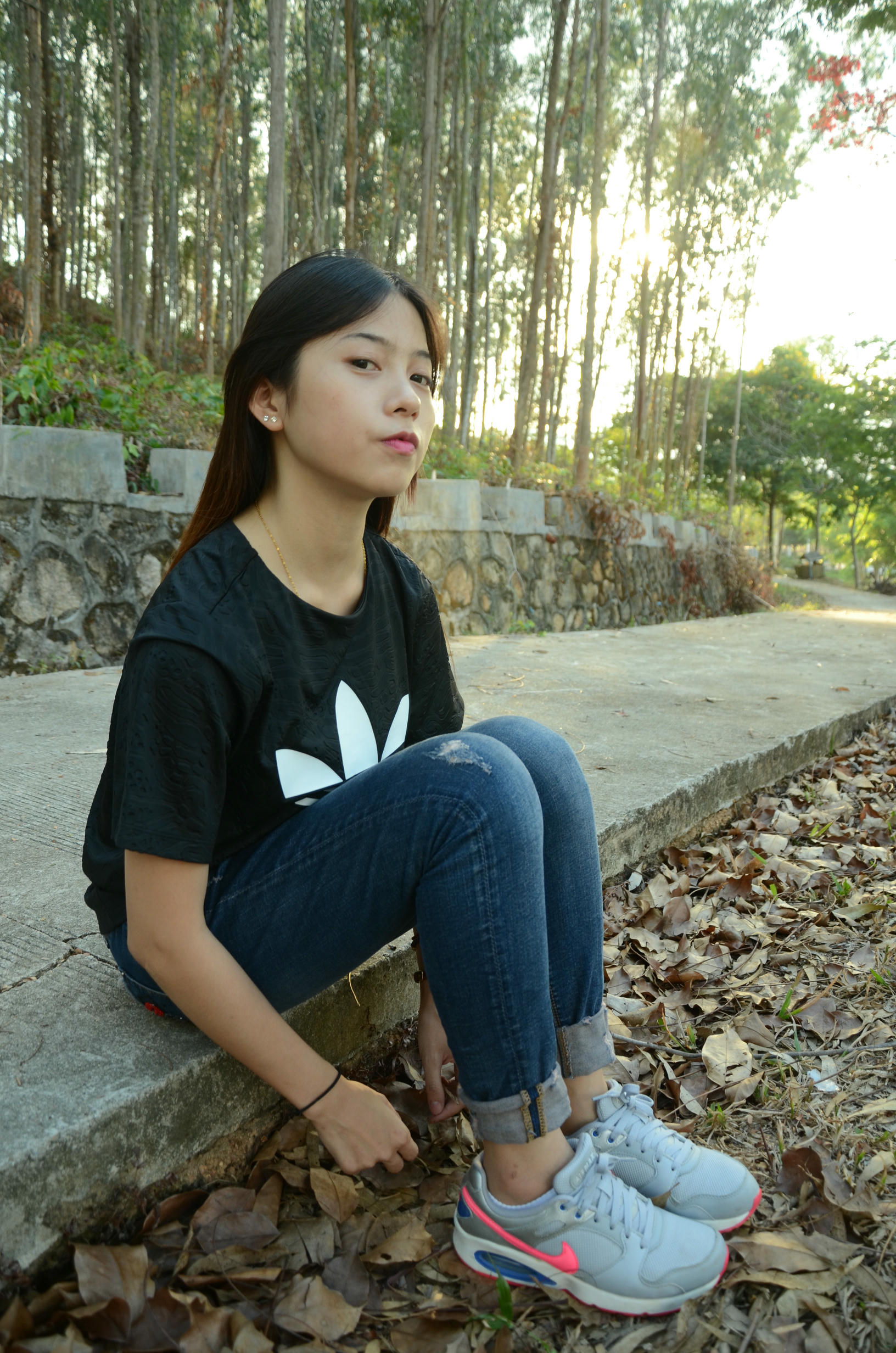 [战前女神] 恋足美腿棉袜女神级摄影套图 107 [137P+409M]_第1集