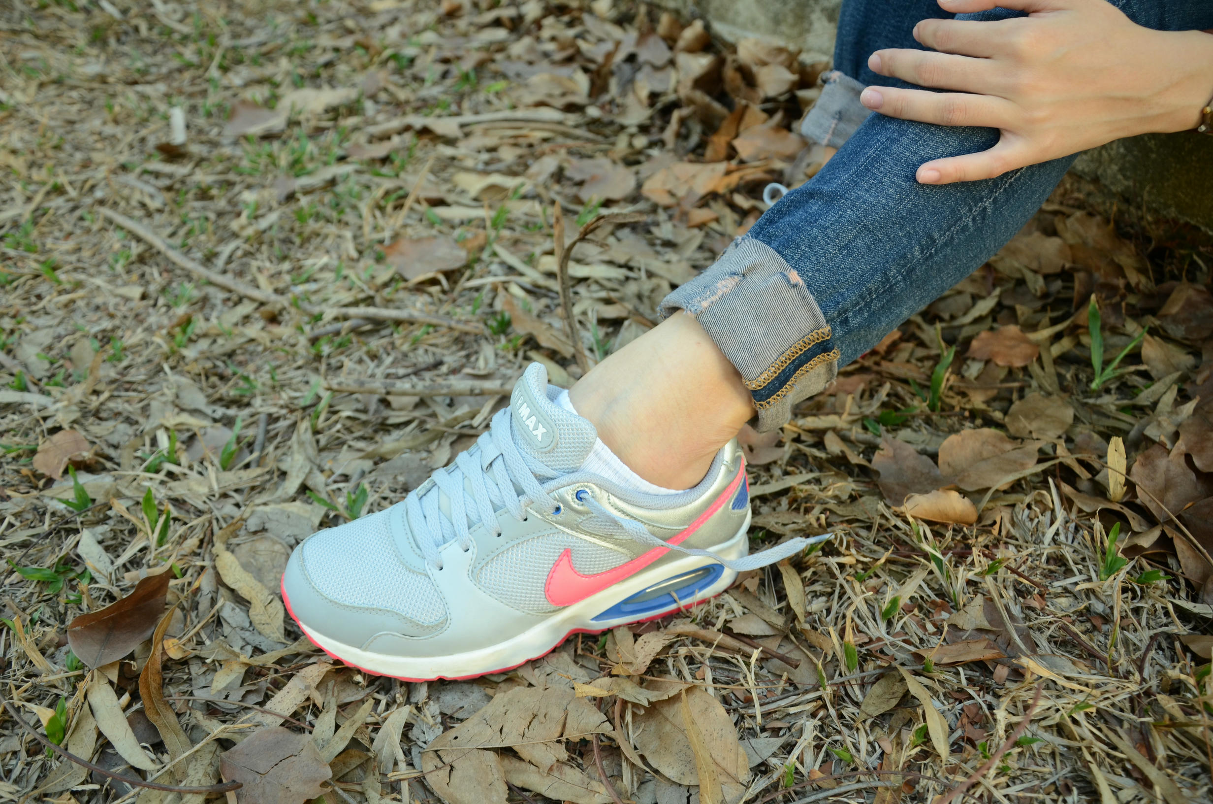 [战前女神] 恋足美腿棉袜女神级摄影套图 107 [137P+409M]_第2集