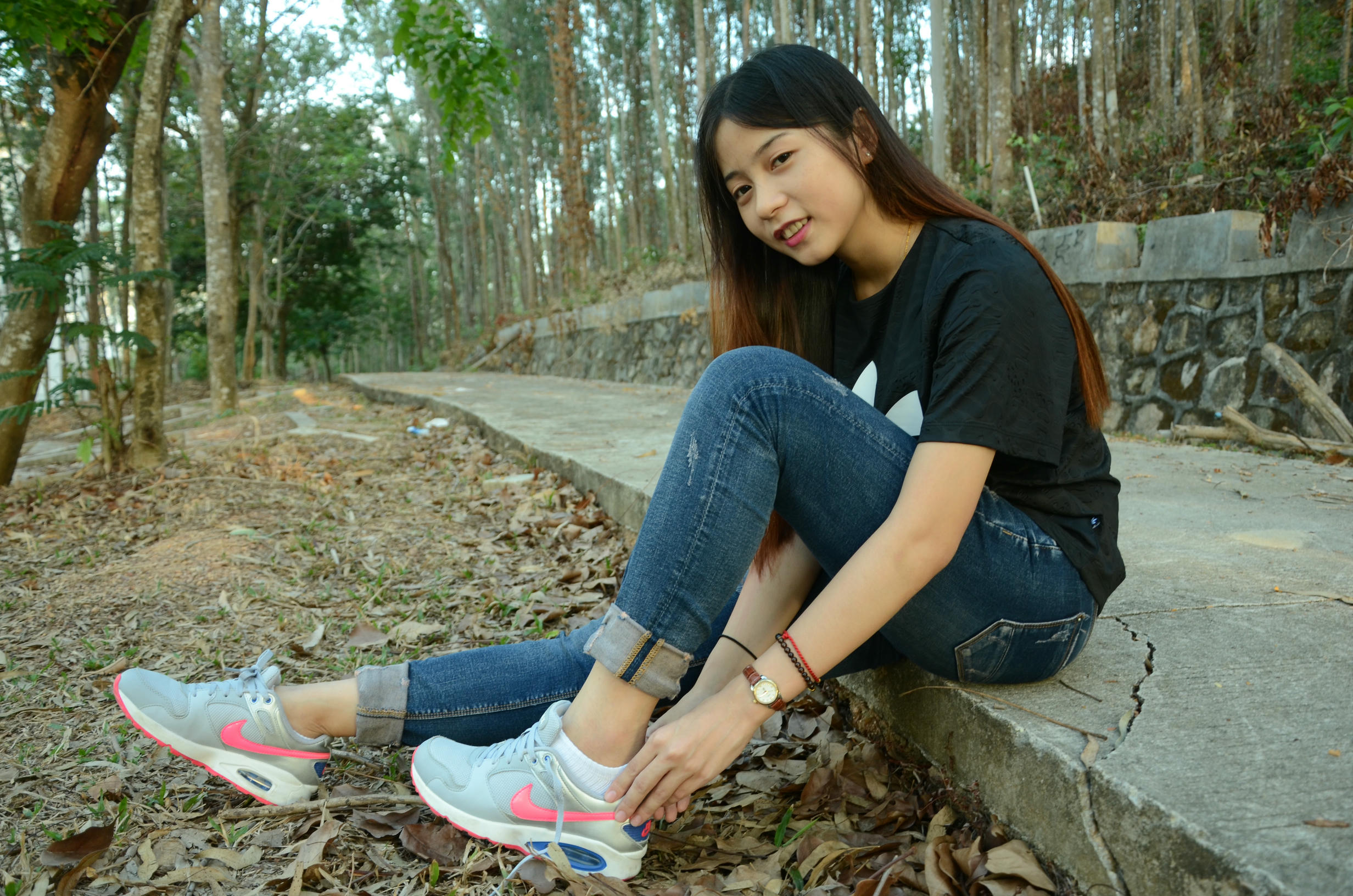 [战前女神] 恋足美腿棉袜女神级摄影套图 107 [137P+409M]_第2集