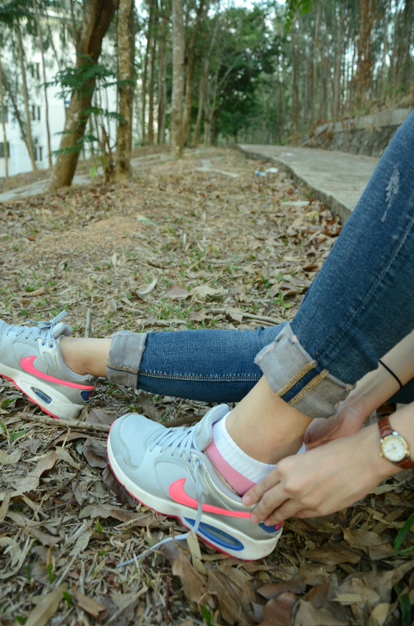 [战前女神] 恋足美腿棉袜女神级摄影套图 107 [137P+409M]_第2集