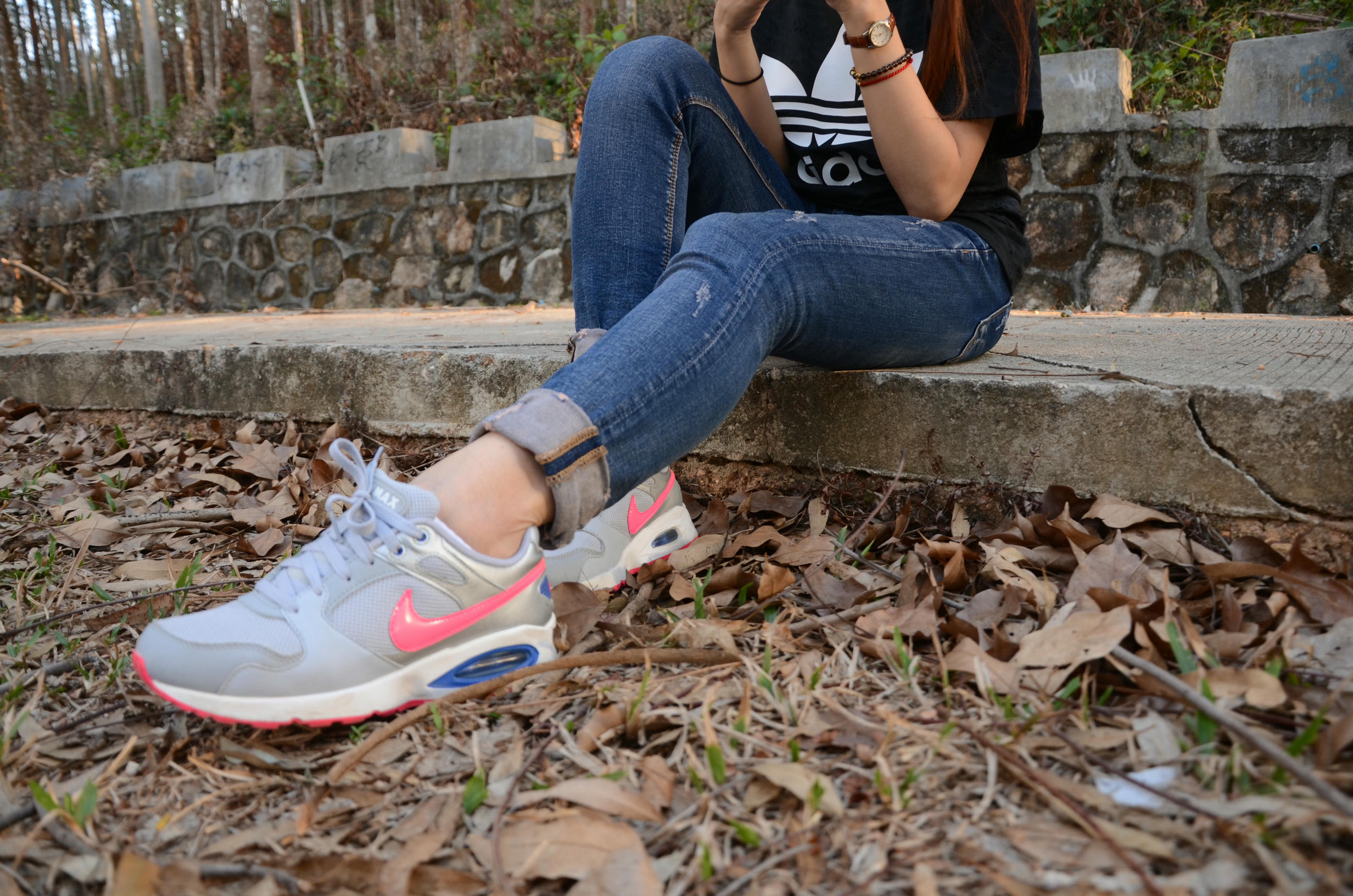 [战前女神] 恋足美腿棉袜女神级摄影套图 107 [137P+409M]_第1集