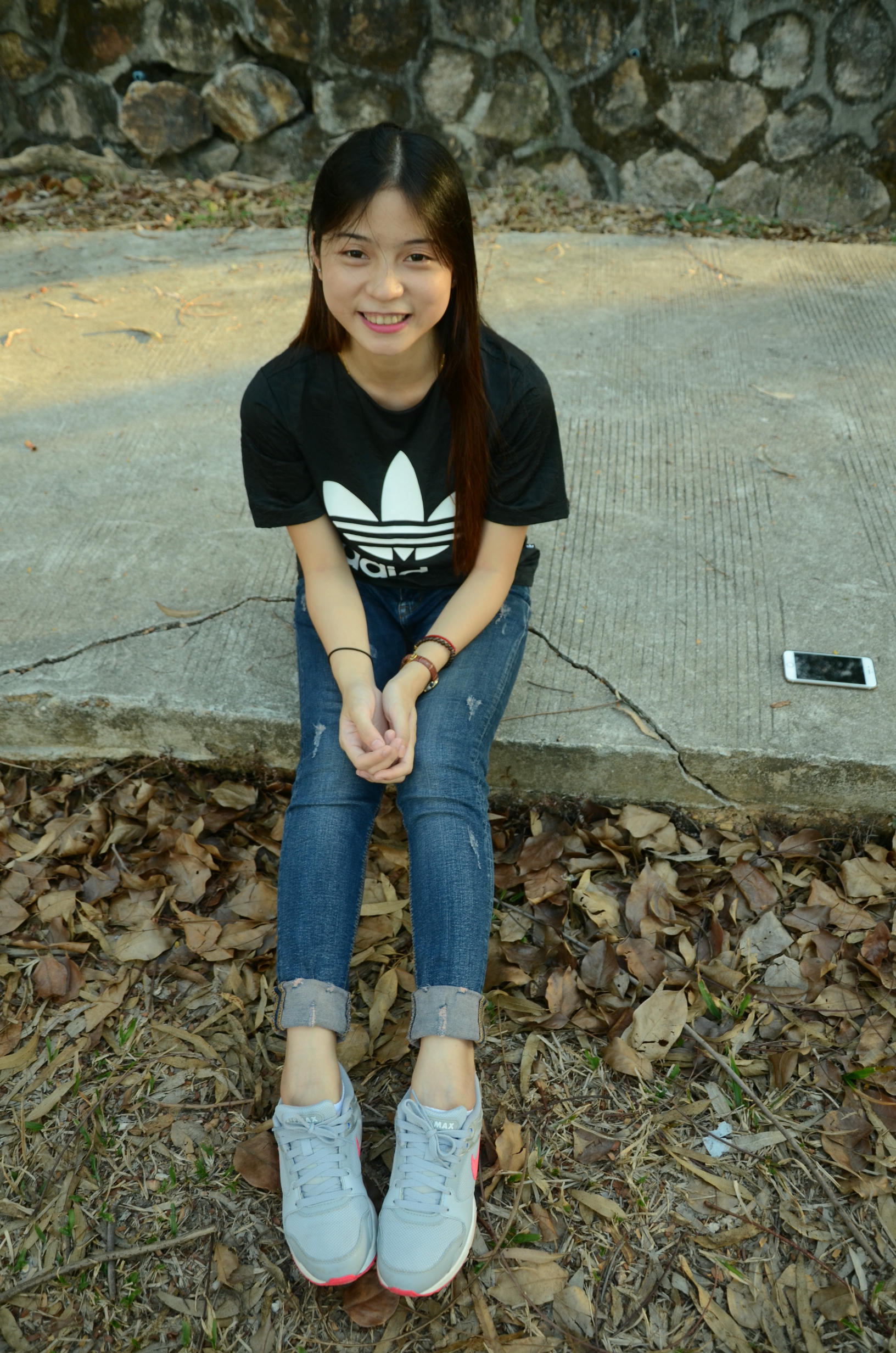 [战前女神] 恋足美腿棉袜女神级摄影套图 107 [137P+409M]_第1集