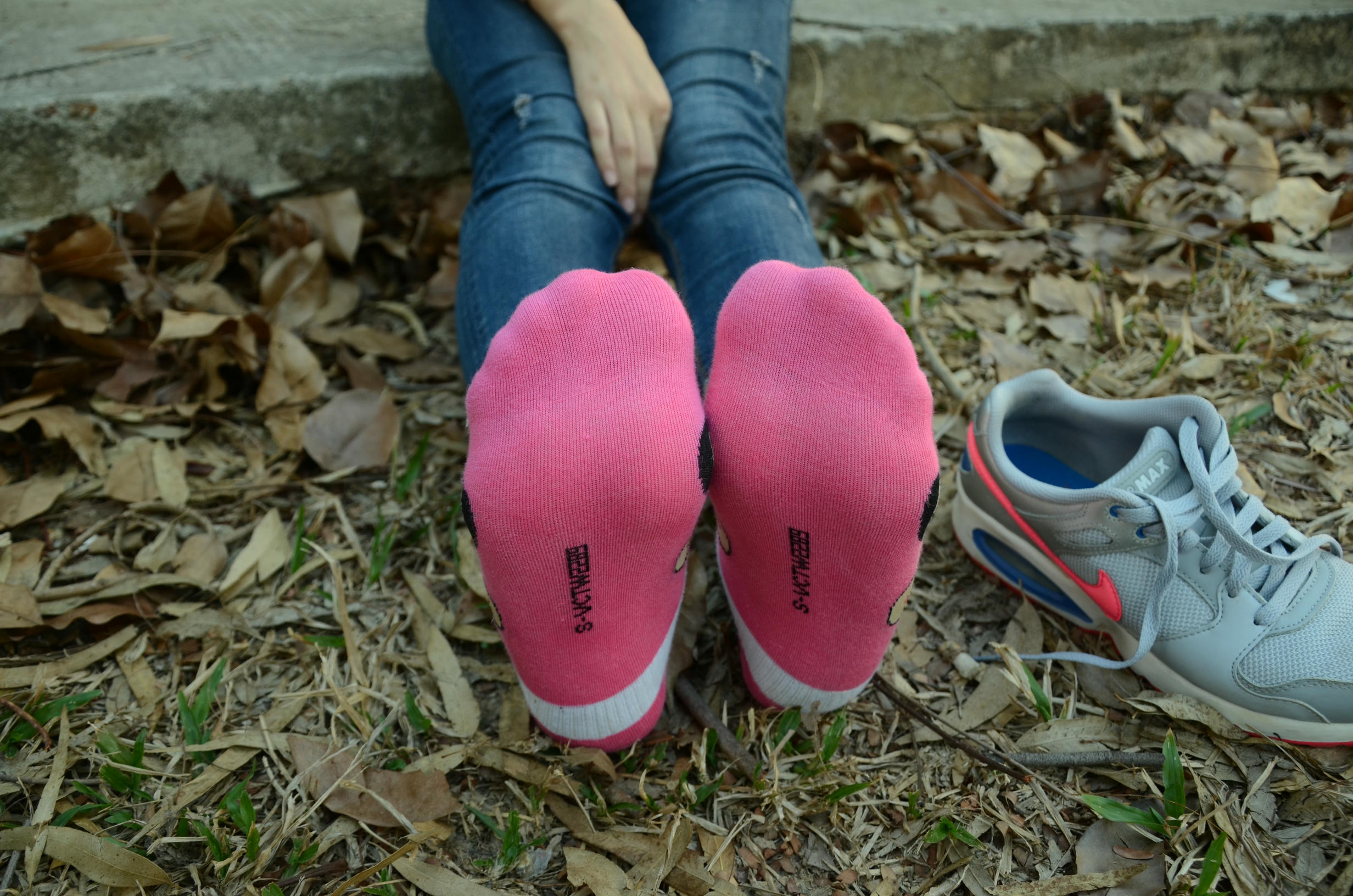 [战前女神] 恋足美腿棉袜女神级摄影套图 107 [137P+409M]_第5集